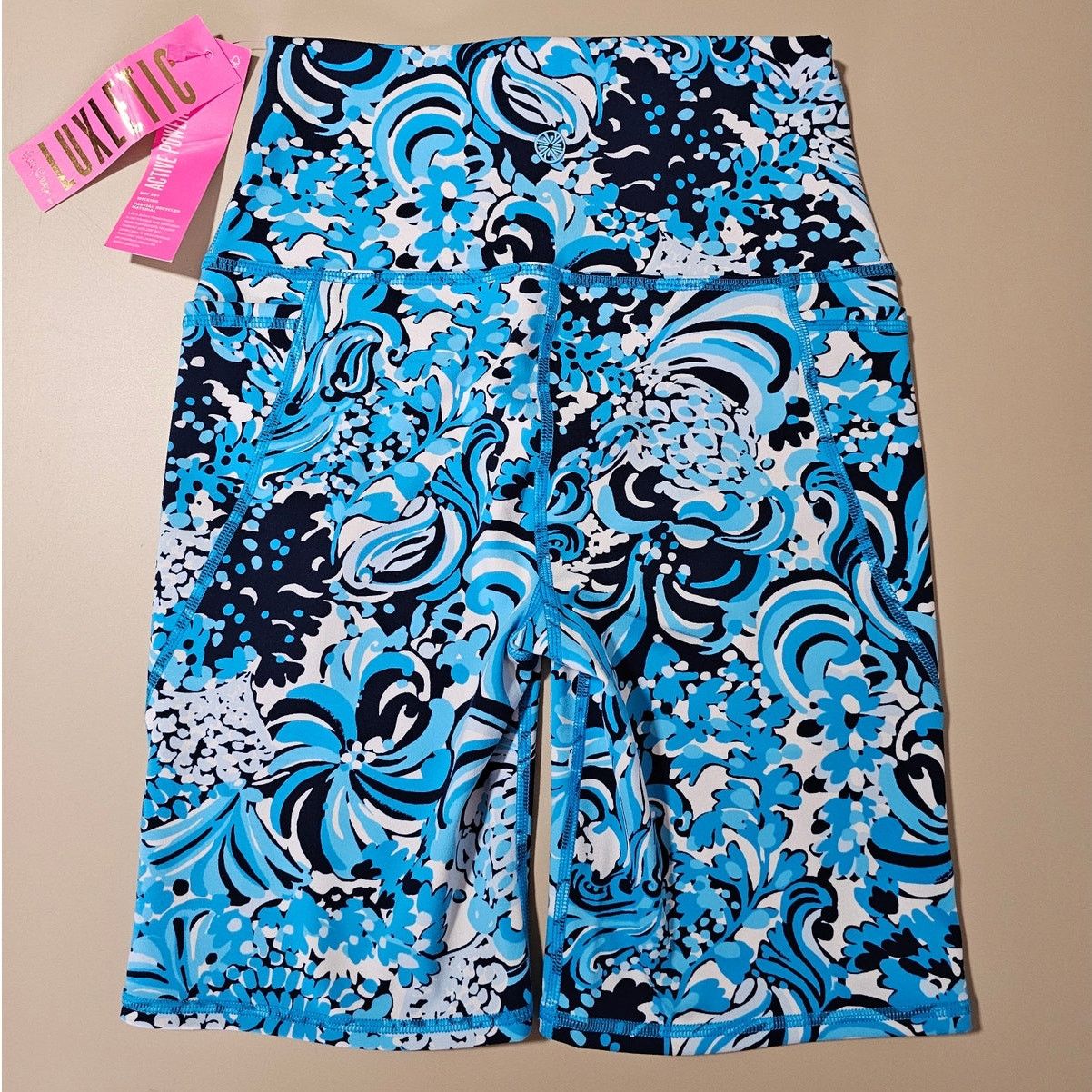 Lilly Pulitzer New Lilly Pulitzer LUXLETIC South Beach Mermazing Shorts S Size 25" / US 0 / IT 36 - 6 Thumbnail