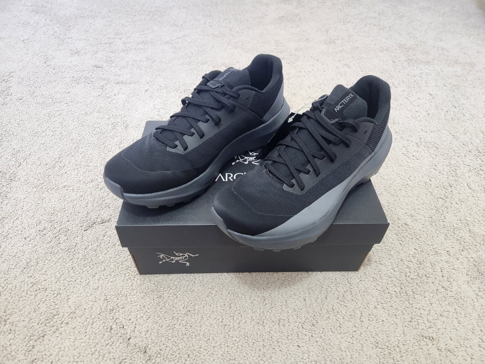 Arc'teryx Arc’teryx Norvan LD 4 W Black W9 Trail Shoes Size US 9 / IT 39 - 4 Thumbnail