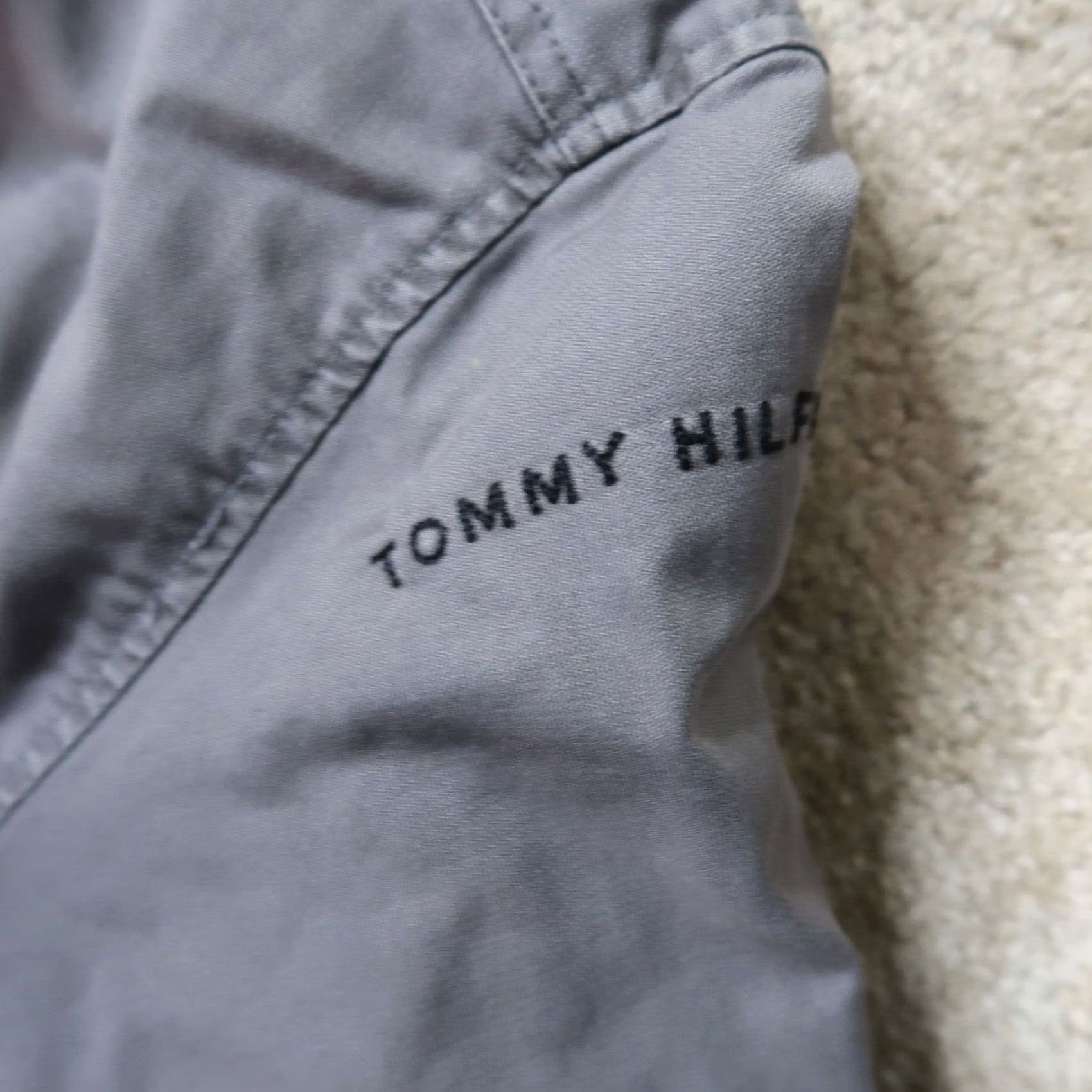 Tommy Hilfiger Tommy Hilfiger Jacket Mens Large Full Zip Quilt Lined Insulated Gray Size US L / EU 52-54 / 3 - 4 Thumbnail