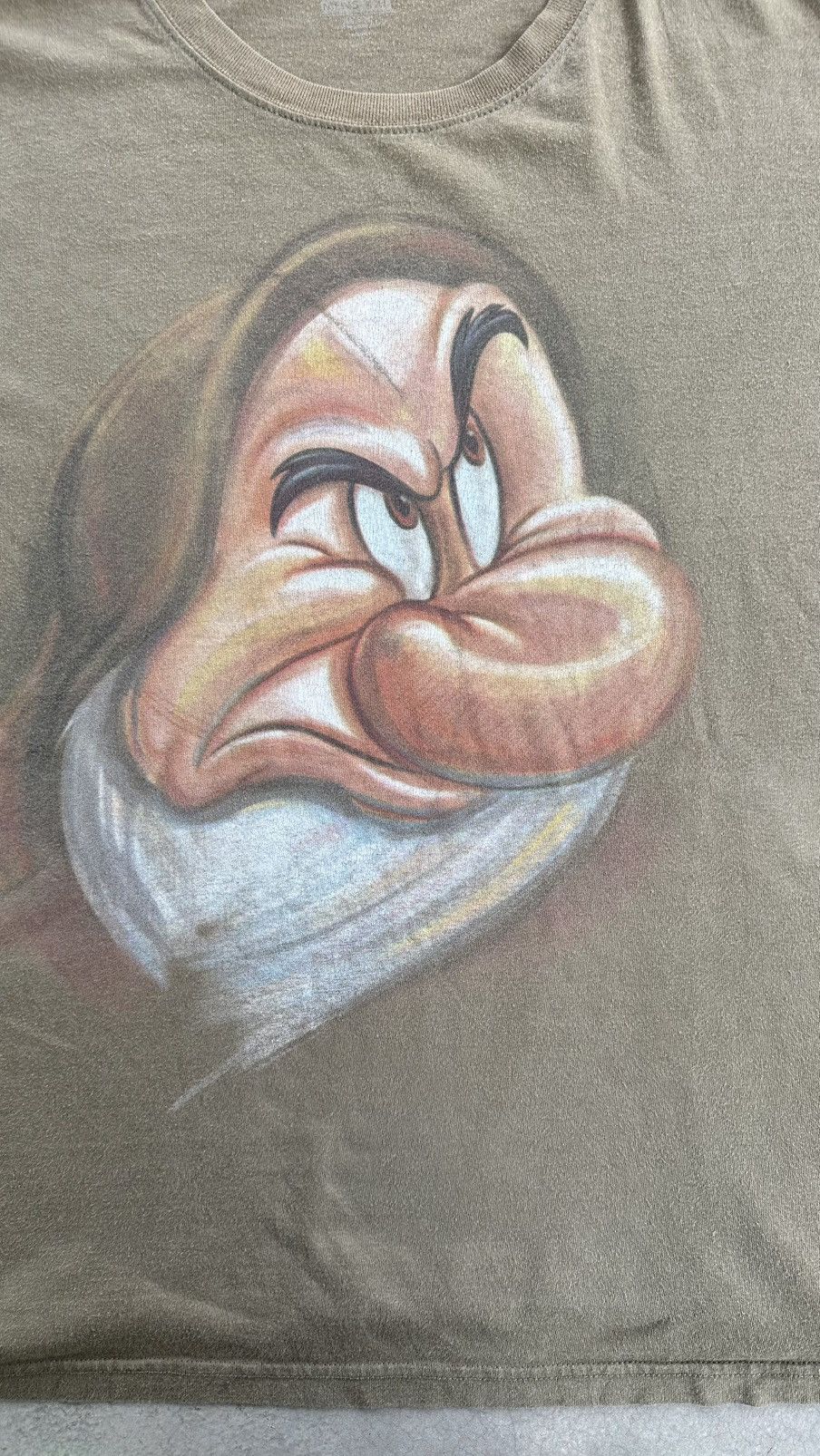 Disney DISNEY GRUMPY SNOW WHITE TEE Size US XXL / EU 58 / 5 - 2 Thumbnail