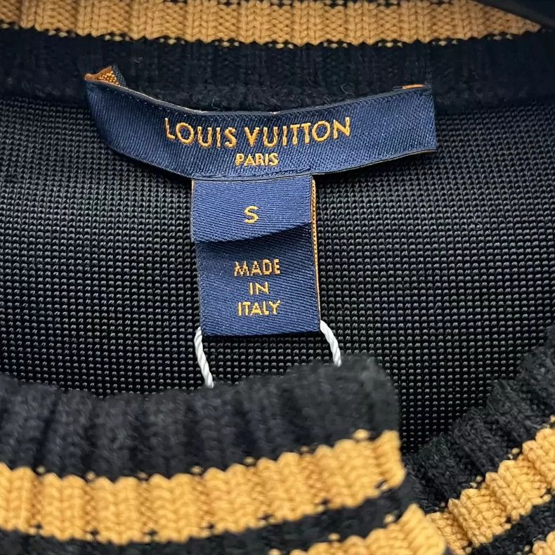 Louis Vuitton Louis Vuitton Old-print double-breasted wool jacket Size US S / EU 44-46 / 1 - 5 Thumbnail
