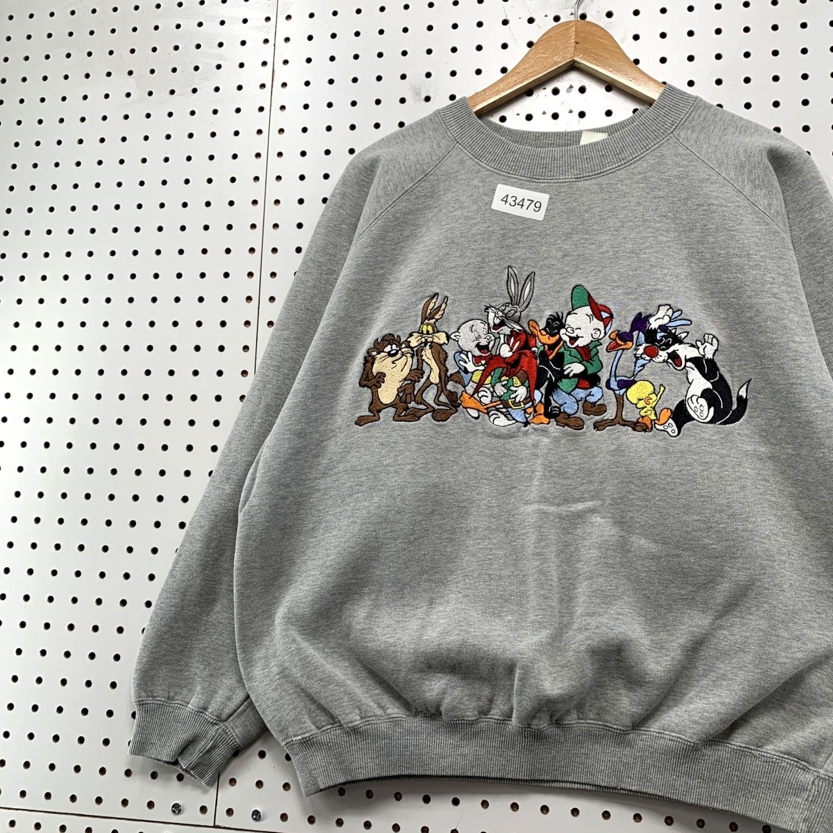 Vintage ACME Loone Toons Sweatshirt Mens Large Embroidered Bugs Sylvester Pullover Gray Cotton Fleece Crew Neck Graphic Print Vintage Size US L / EU 52-54 / 3 - 2 Thumbnail