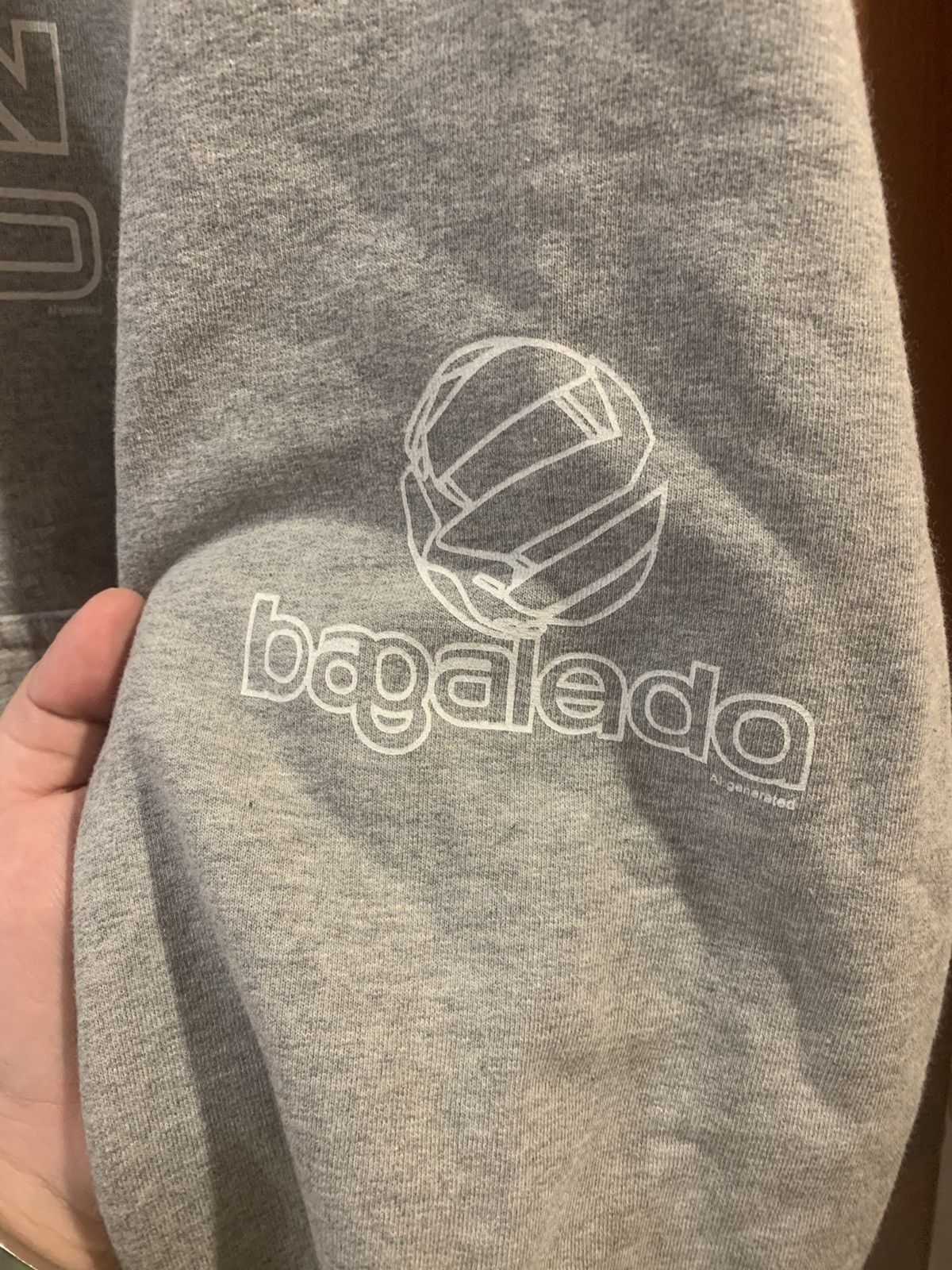 Balenciaga Balenciaga ai generated hoodie RARE Size US XL / EU 56 / 4 - 6 Thumbnail