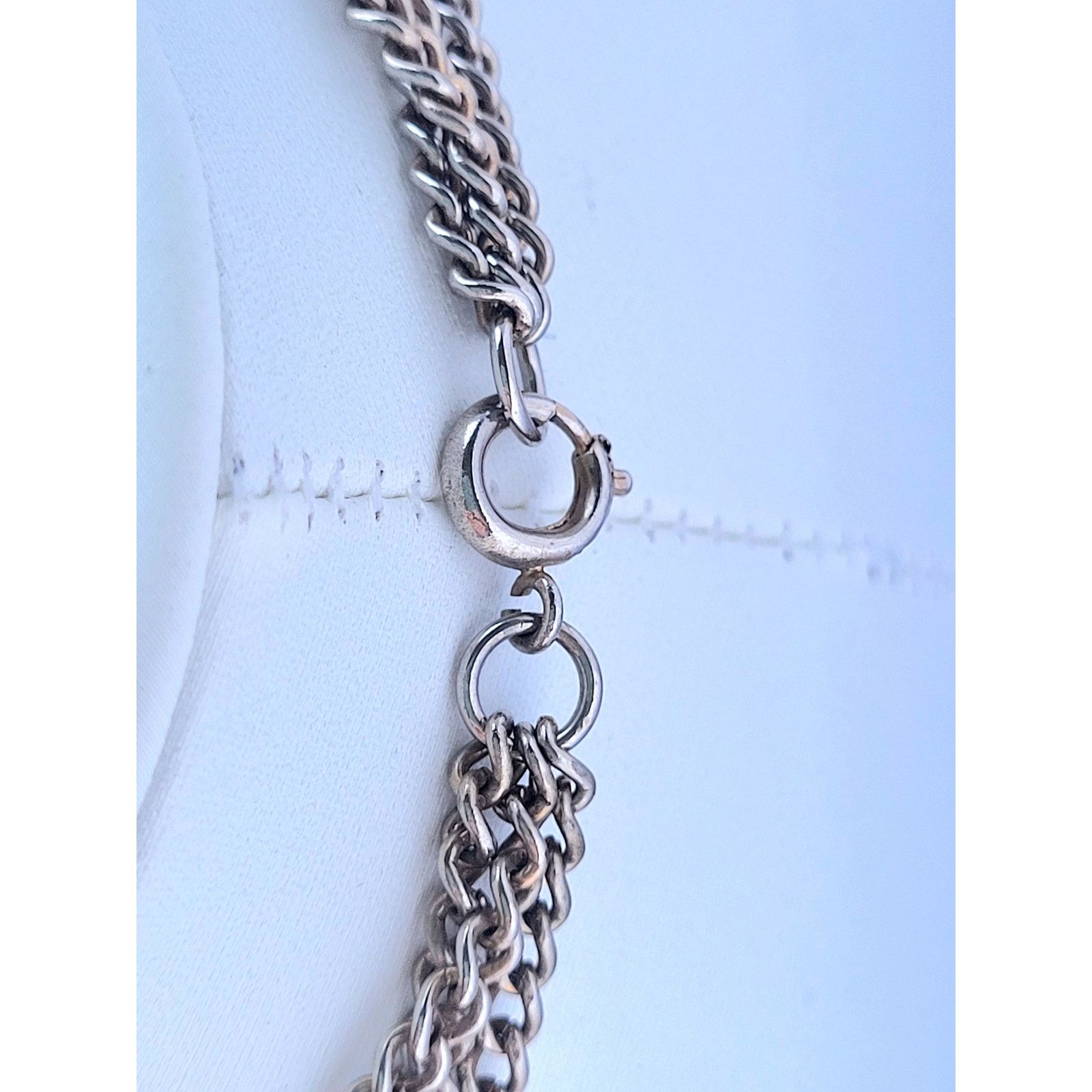 Other Tassel Necklace Vintage Gold Antiqued Spring Closure Size ONE SIZE - 4 Thumbnail