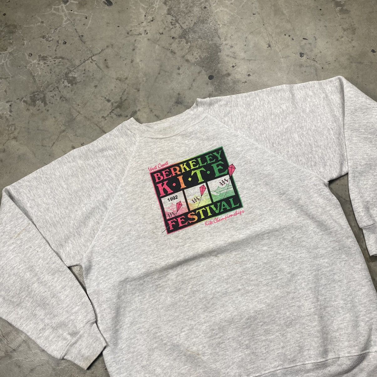 American Apparel × Vintage 1992 Berkeley Kite Festival Crewneck Size US L / EU 52-54 / 3 - 6 Thumbnail