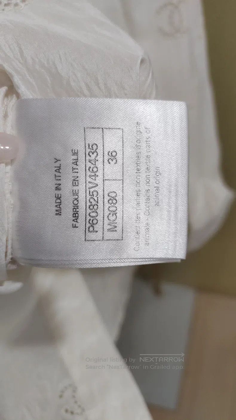 Chanel Chanel Full logo silk white shirt Size XS / US 0-2 / IT 36-38 - 4 Thumbnail