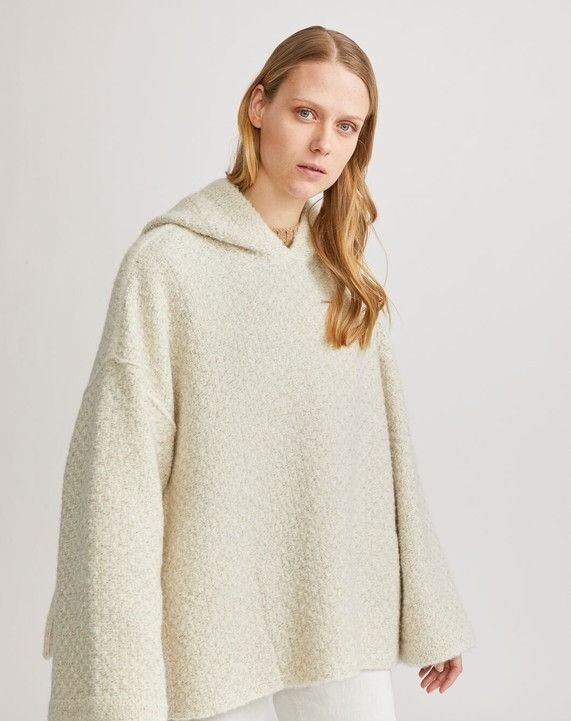 Loro Piana o1srvl11e0824 Size: OS / Poncho Hooded Cape in Off White Size ONE SIZE - 3 Thumbnail