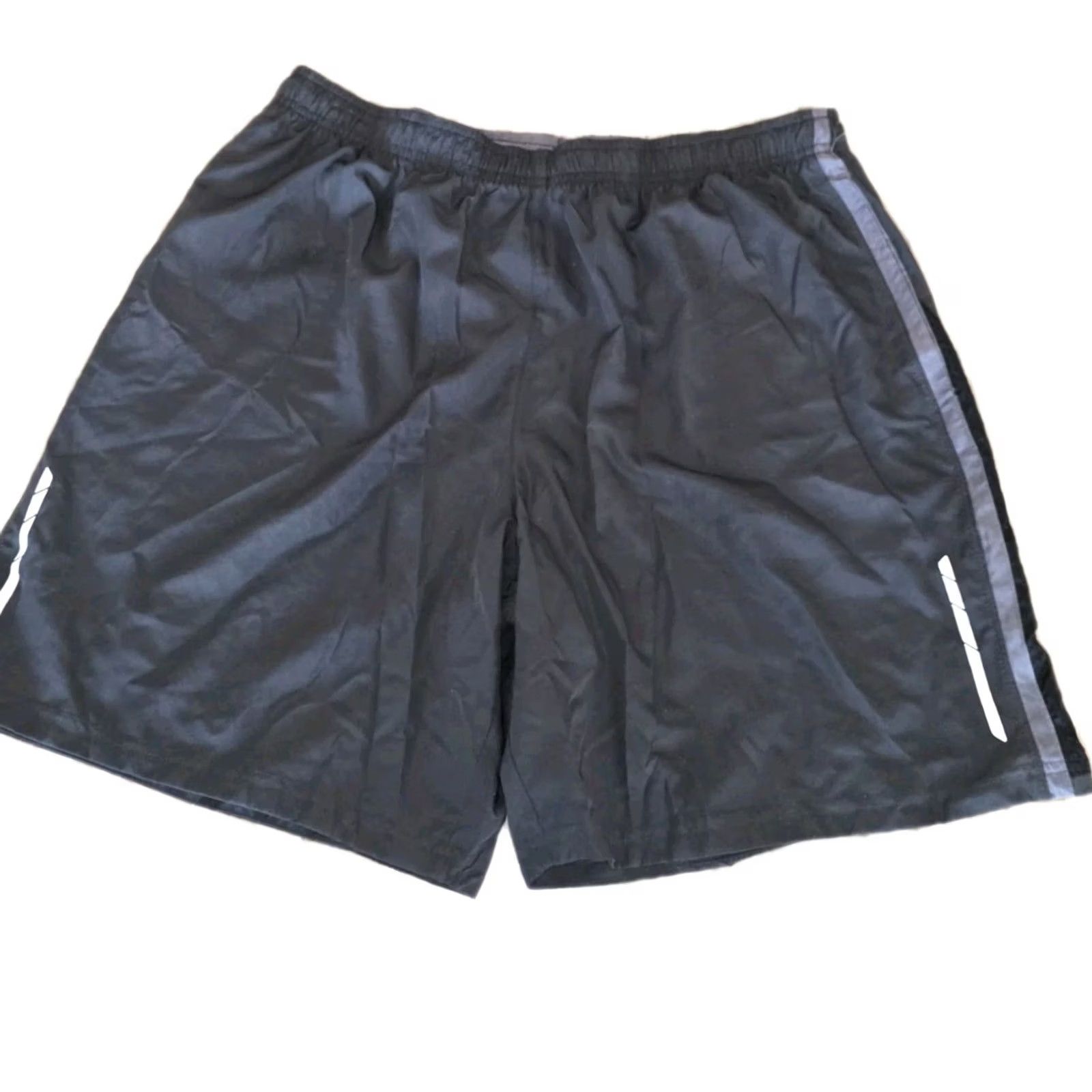 Tek Gear Tek Gear Shorts Black Stripe Grey Large Rn 82382 100% Polyester Men Athletic Activewear L Black Striped Polyester Tek Gear Mens Shorts Size US 33 - 2 Thumbnail