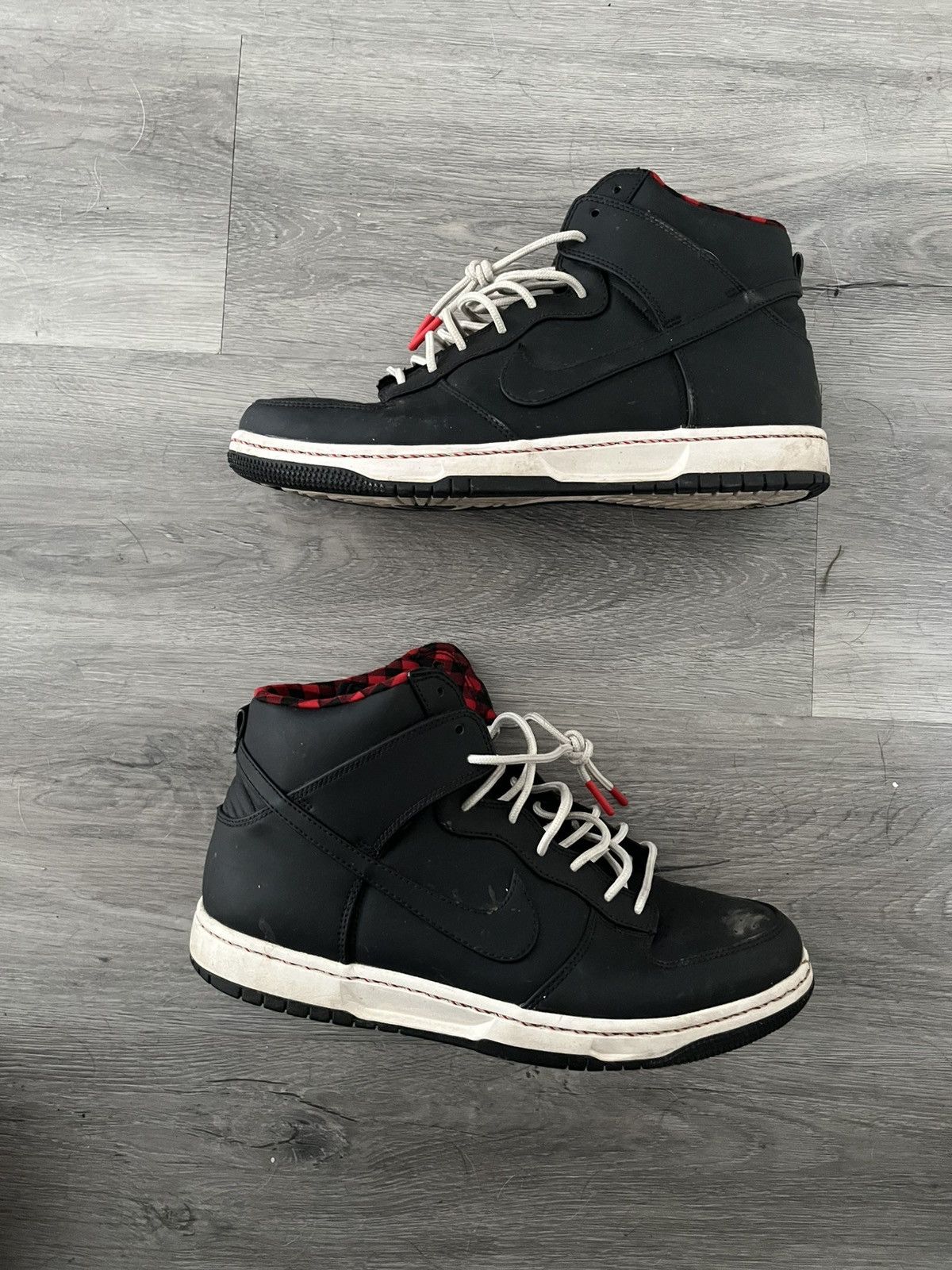 Nike Nike dunk high Rain shoe Size US 10 / EU 43 - 1 Thumbnail