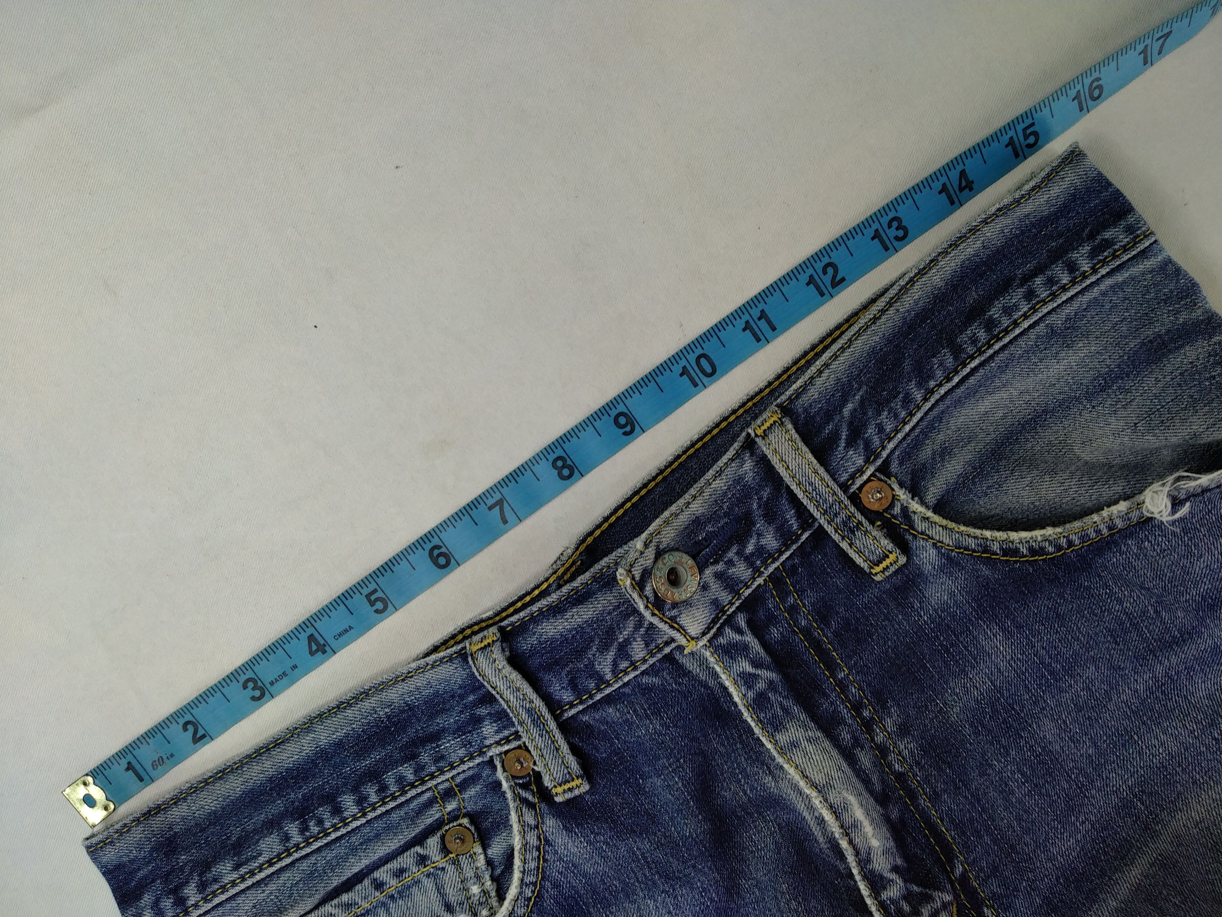 Levi's Blue Distressed Vintage Levi's 502 31x29.5 Denim -JG015 Size US 31 - 5 Thumbnail