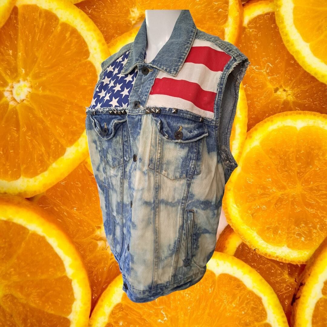 American Eagle Outfitters American Eagle Outfitters American Flag Acid Wash Denim Vest Size US XL / EU 56 / 4 - 1 Thumbnail