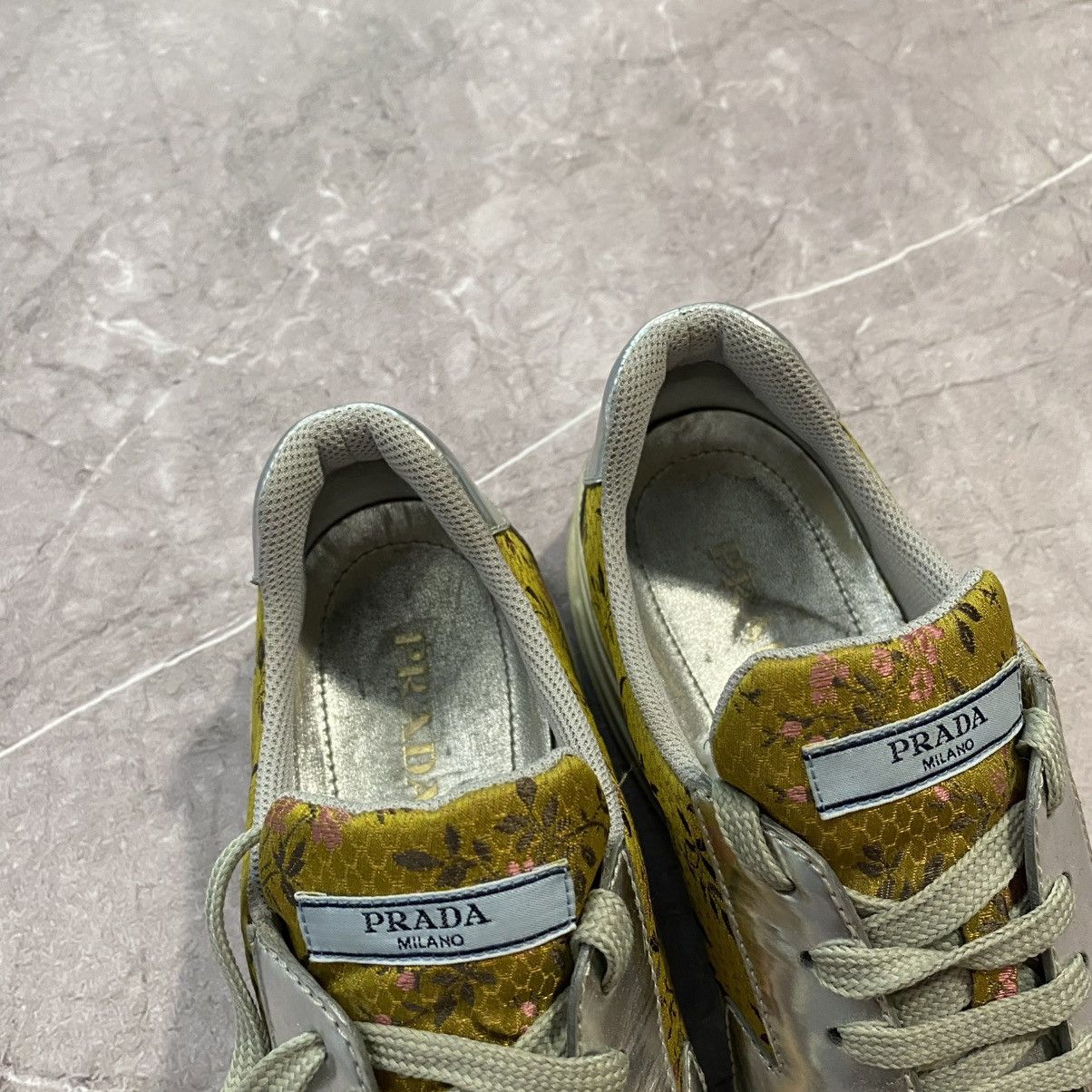 Prada RARE ! PRADA SHOES FLOWERS Size US 10 / IT 40 - 12 Thumbnail
