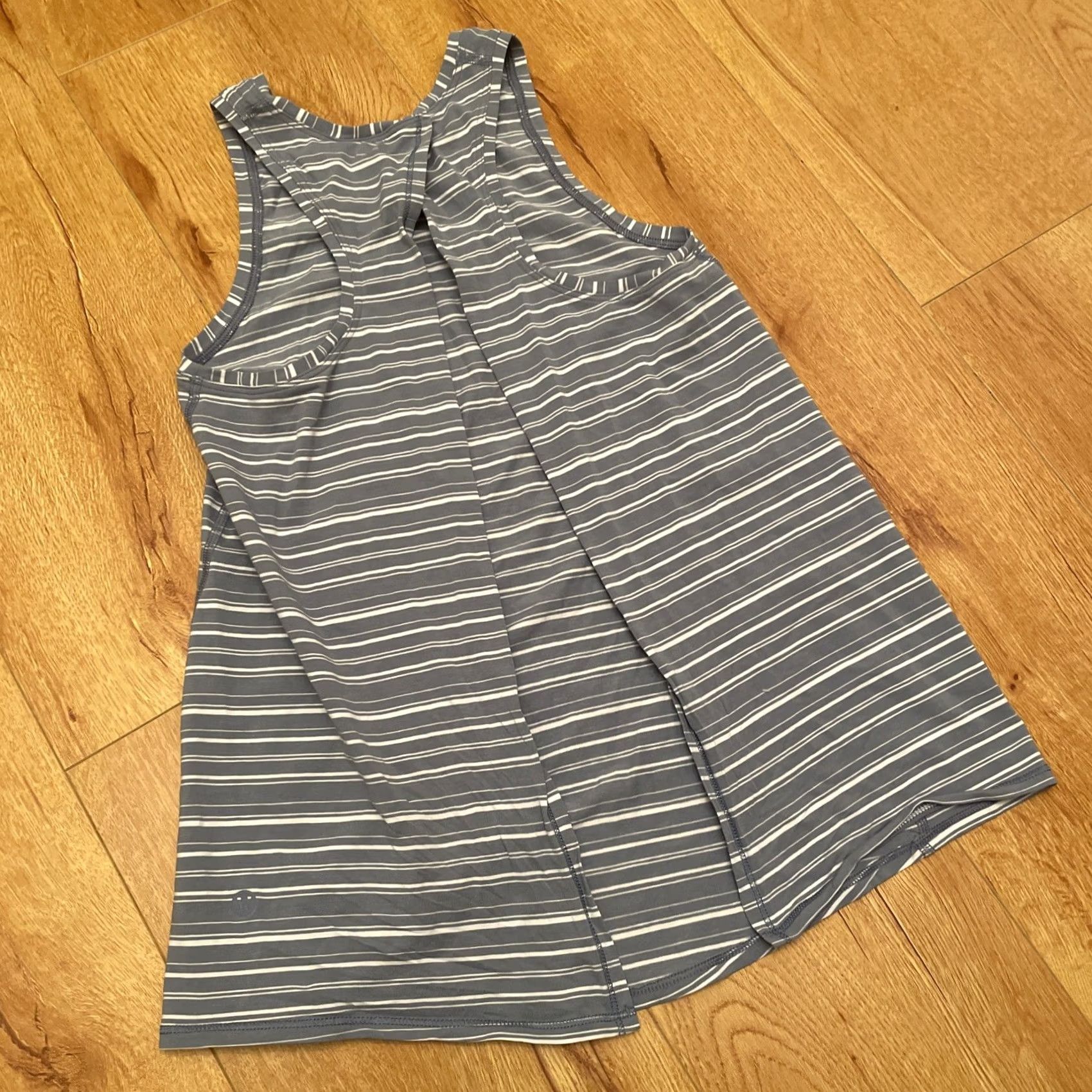 Lululemon VINTAGE Lululemon? (No, not vintage) Lululemon Women's Open Back RacerbackTank Blue with Stripes S/xs Tank Women Blue Racerback Open Back Striped Size ONE SIZE - 7 Thumbnail