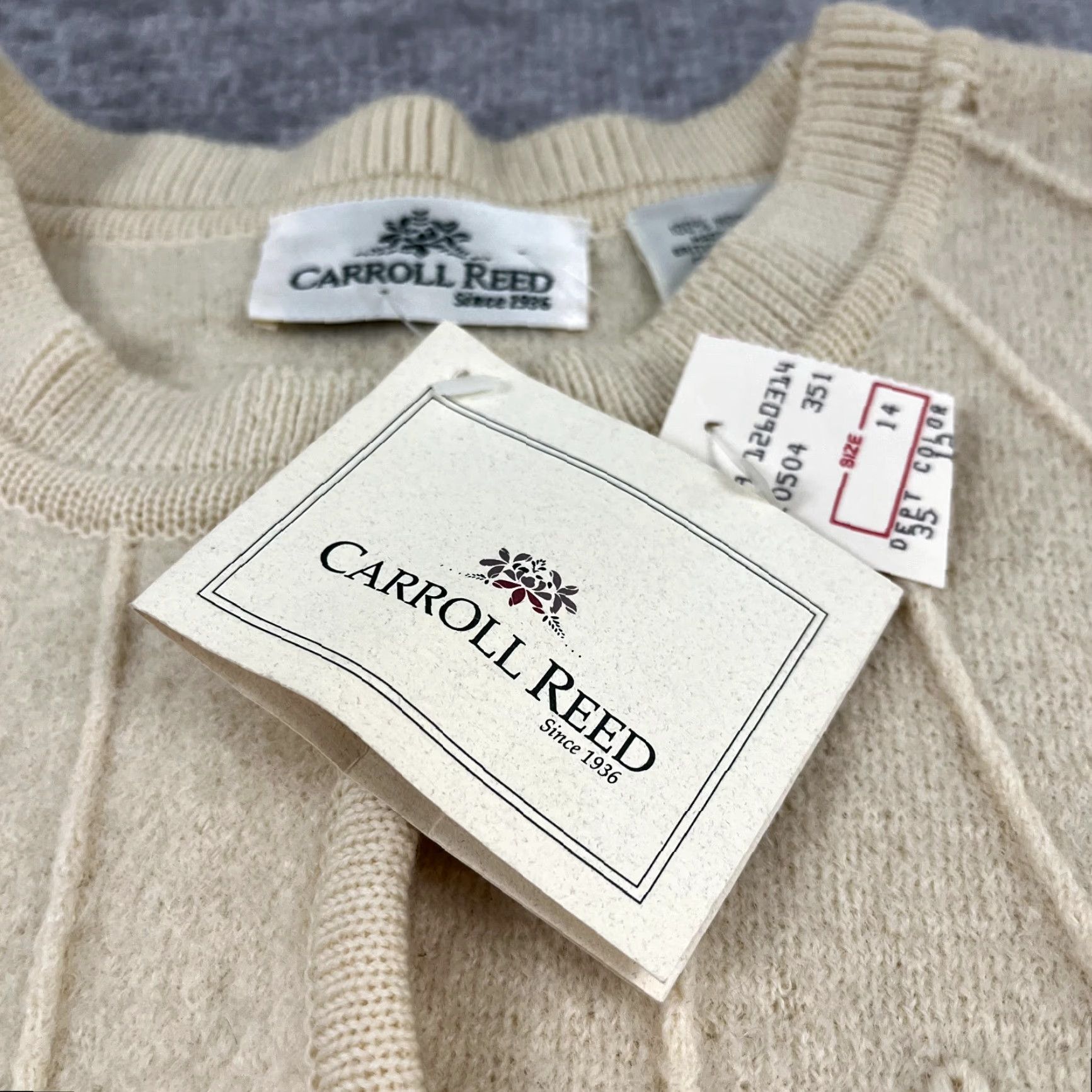 Vintage Carroll Reed Women's Cardigan Sweater Size 14 Brown 100% Wool Floral Stitch Lightweight Casual Size XL / US 12-14 / IT 48-50 - 2 Thumbnail