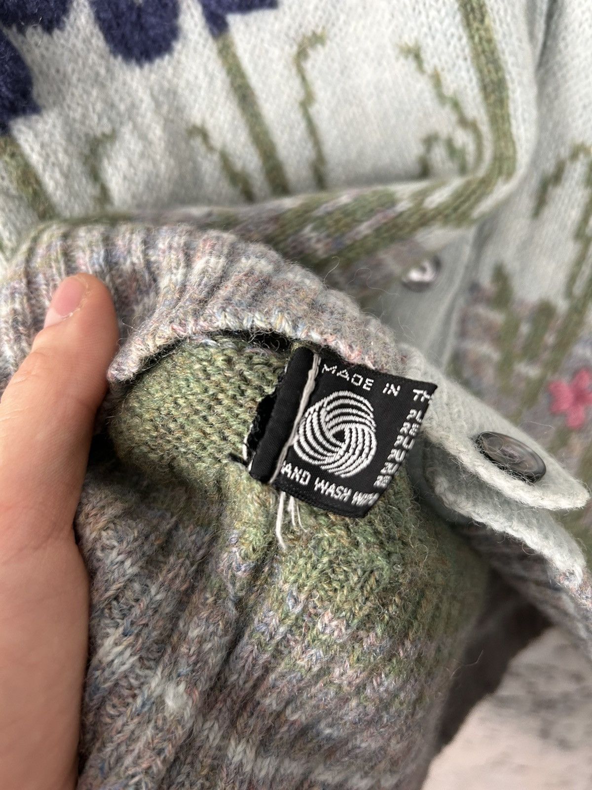 Vintage Vintage Wool Sweater Knitted Avantgarde Handmade England 90s Size US L / EU 52-54 / 3 - 7 Thumbnail