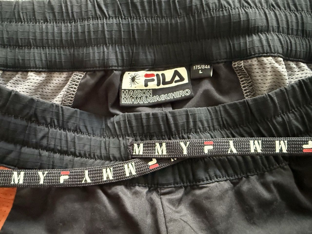 Fila × Maison MIHARA YASUHIRO Short Deportivo de Lujo Estilo Patchwork Size US 34 / EU 50 - 6 Thumbnail