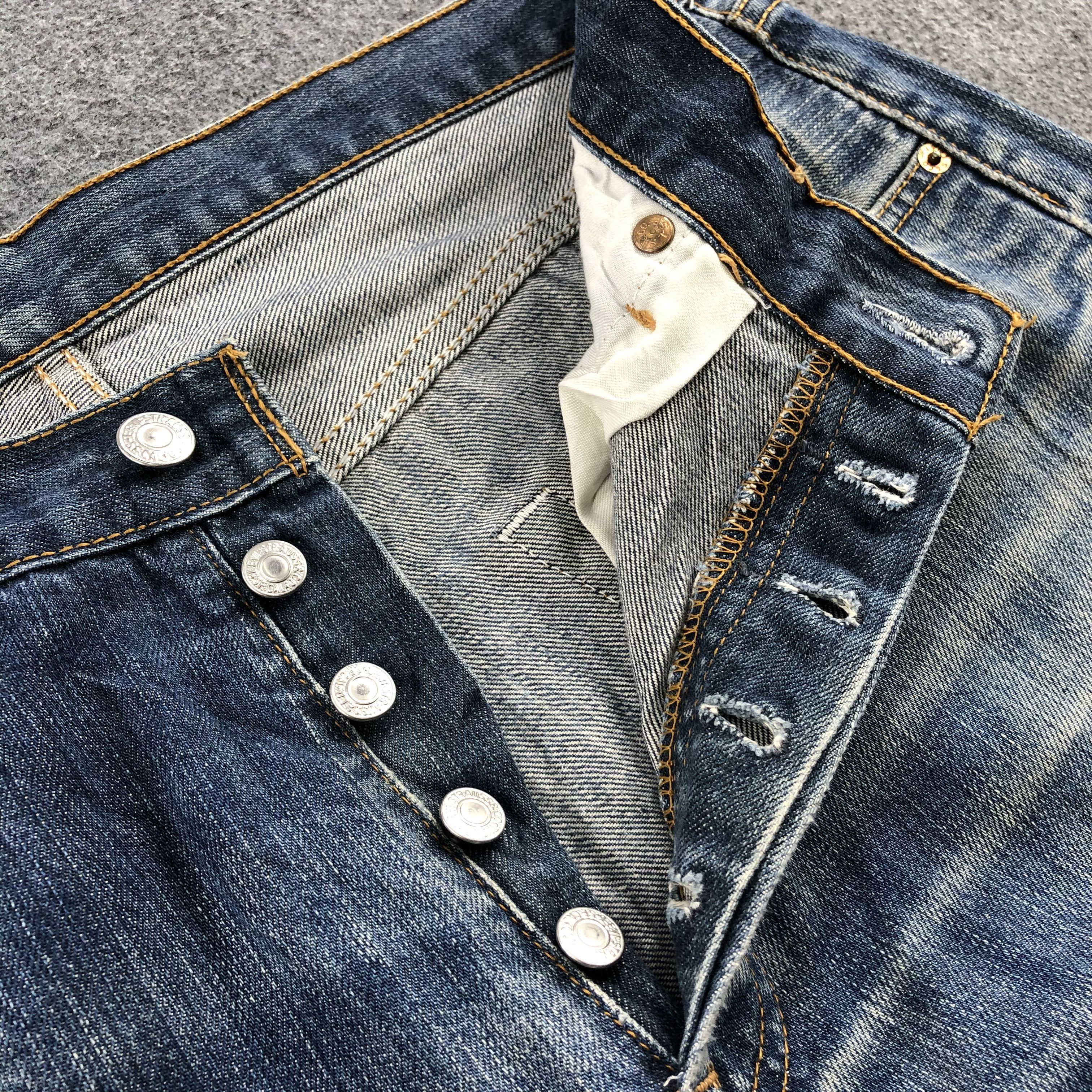 Levi's Vintage Levis 501 Jeans-JM897 Size US 33 - 9 Thumbnail