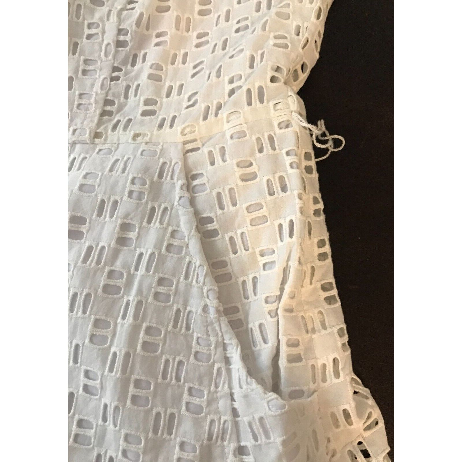 Anthropologie Anthropologie Women's White Belted Eyelet Romper NO BELT-14 Size 36" / US 14 / IT 50 - 12 Thumbnail