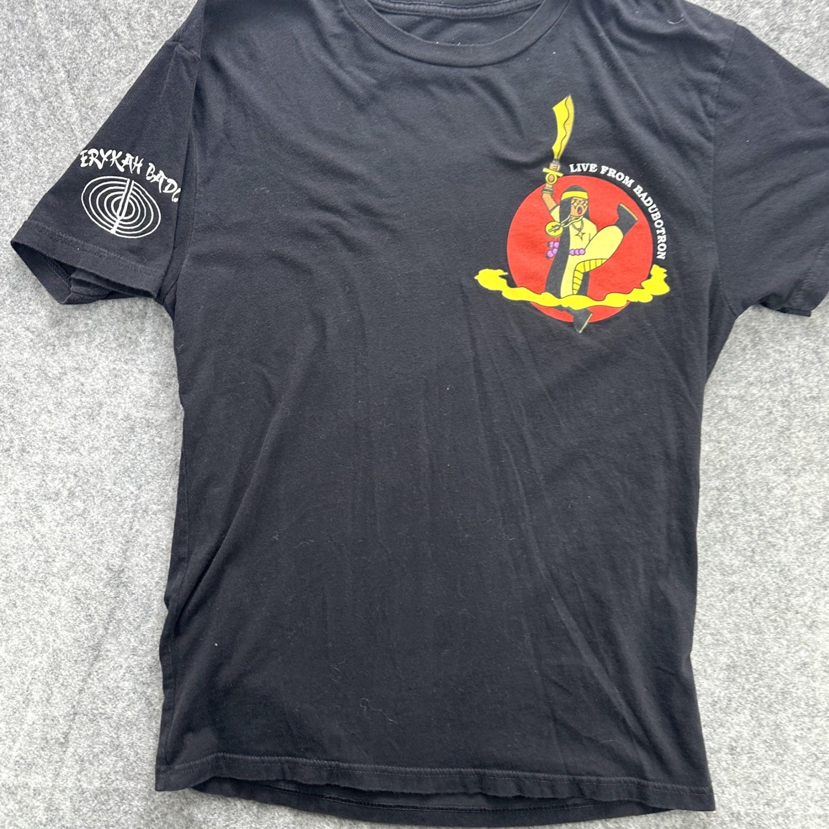 Olive Erykah Badu Shirt Mens XL Black Live From Badubotron Tour 2021 Concert Graphic Size US XL / EU 56 / 4 - 2 Thumbnail