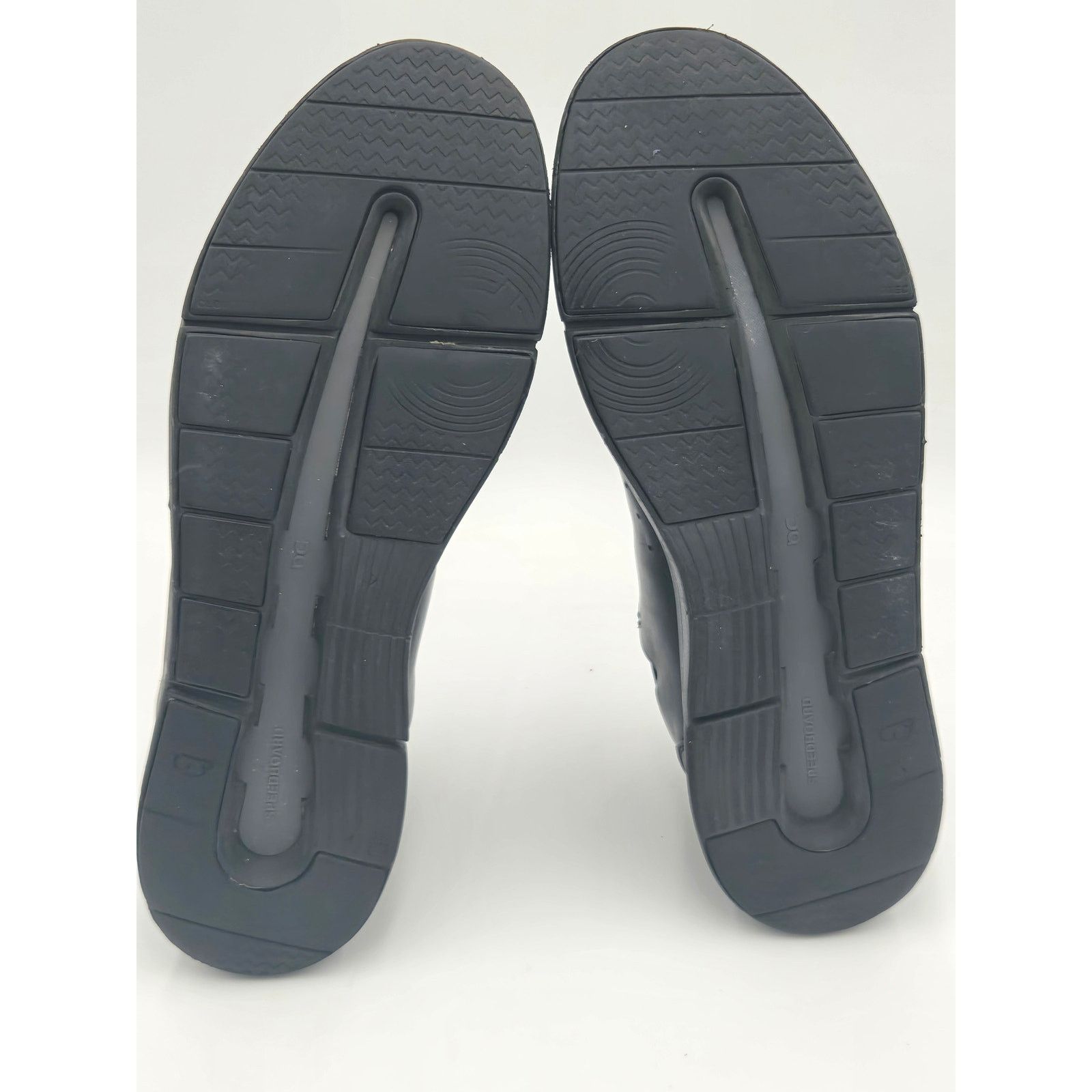 On On Running The Roger Advantage Mens 14 Black Tennis Sneakers Size US 14 / EU 47 - 6 Thumbnail