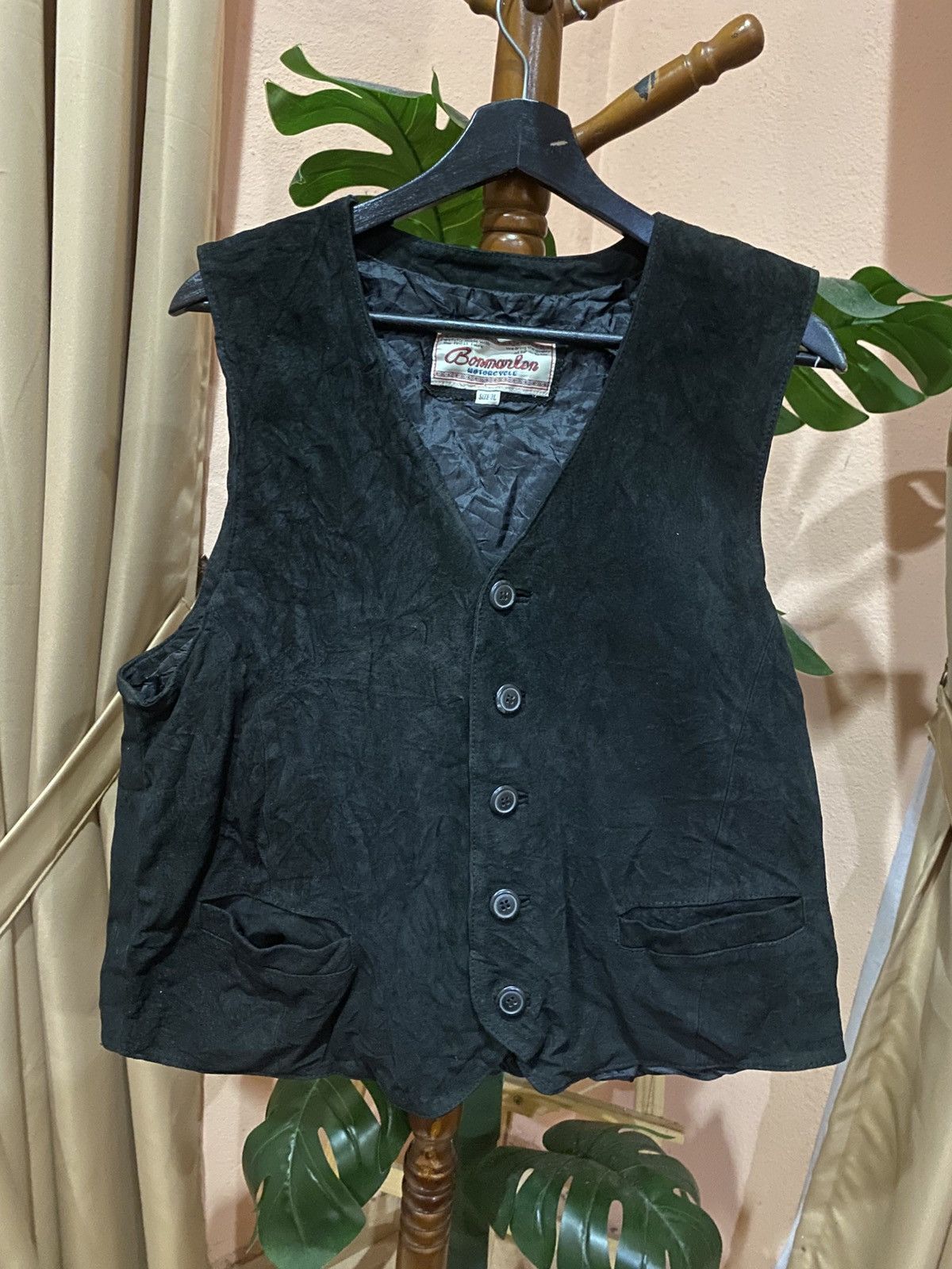 Vintage Vintage Bonmarlen Motorcycle Black Faux Suede Vest Japan Size US L / EU 52-54 / 3 - 1 Thumbnail