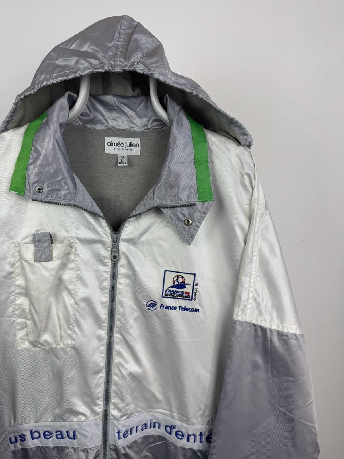Vintage Vintage France 98 Coupe Du Monde Promo Big Logo light Jacket Size US L / EU 52-54 / 3 - 4 Thumbnail