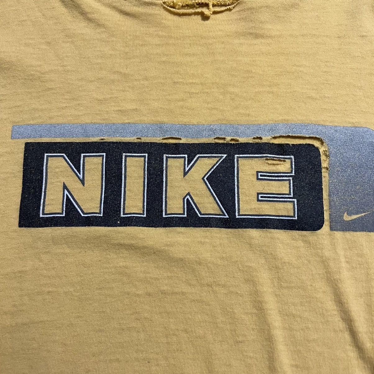 Nike × Vintage Vintage Nike Logo Tee Size US L / EU 52-54 / 3 - 3 Thumbnail