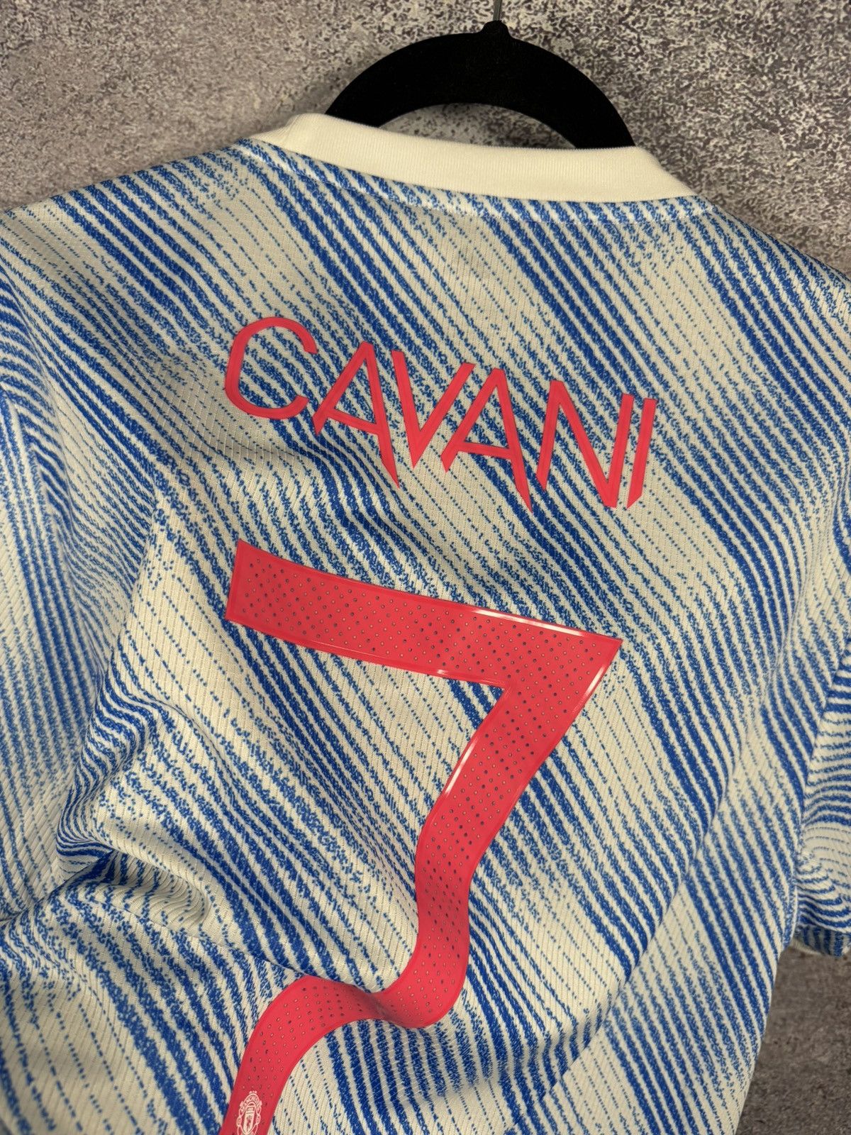 Adidas × Vintage NWT CAVANI Manchester United 2021/22 Away Adidas Jersey Size US L / EU 52-54 / 3 - 24 Thumbnail