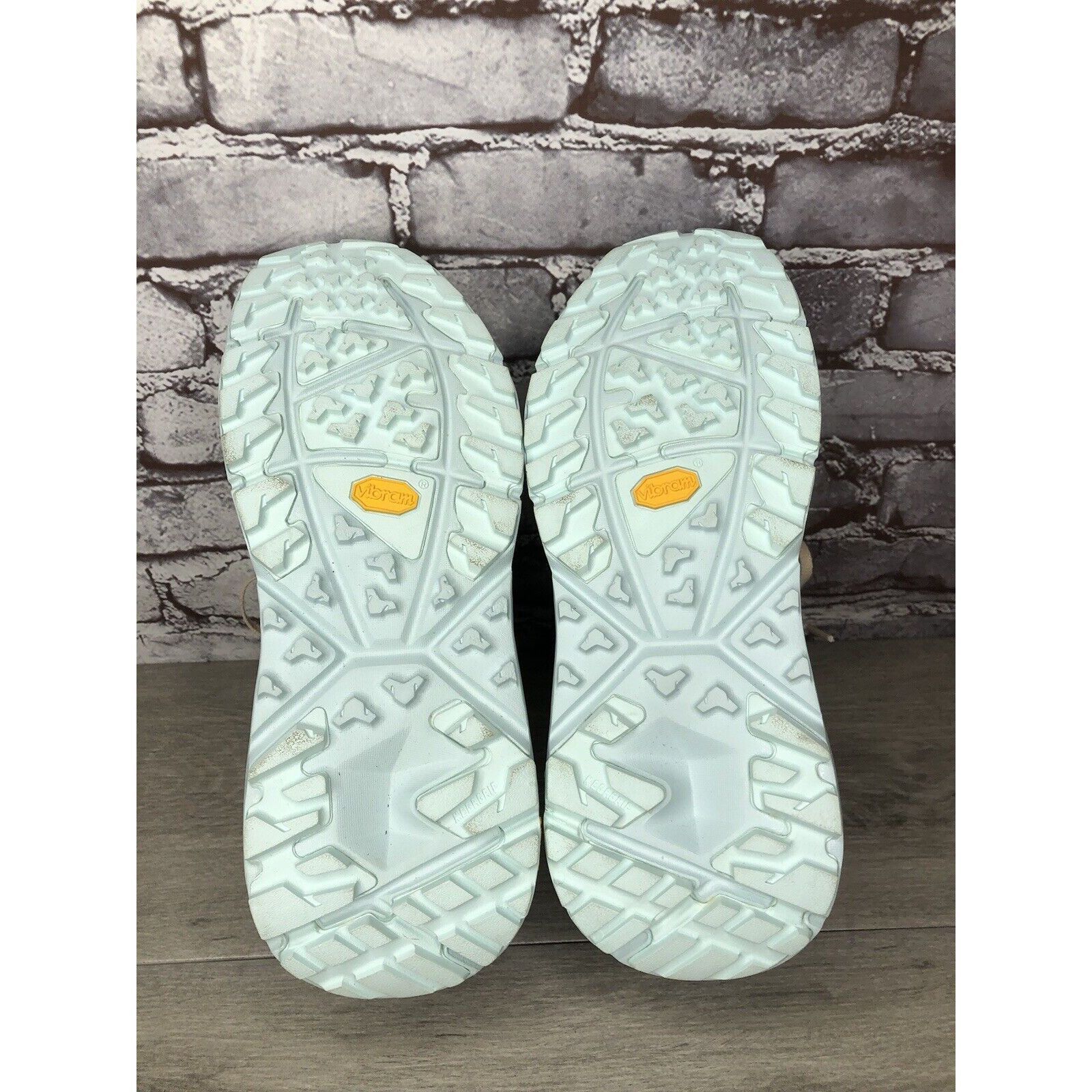 Hoka Hoka One One Kaha Low GORE-TEX Arctic Ice Purple Men 9.5M US Size US 9.5 / EU 42-43 - 15 Thumbnail