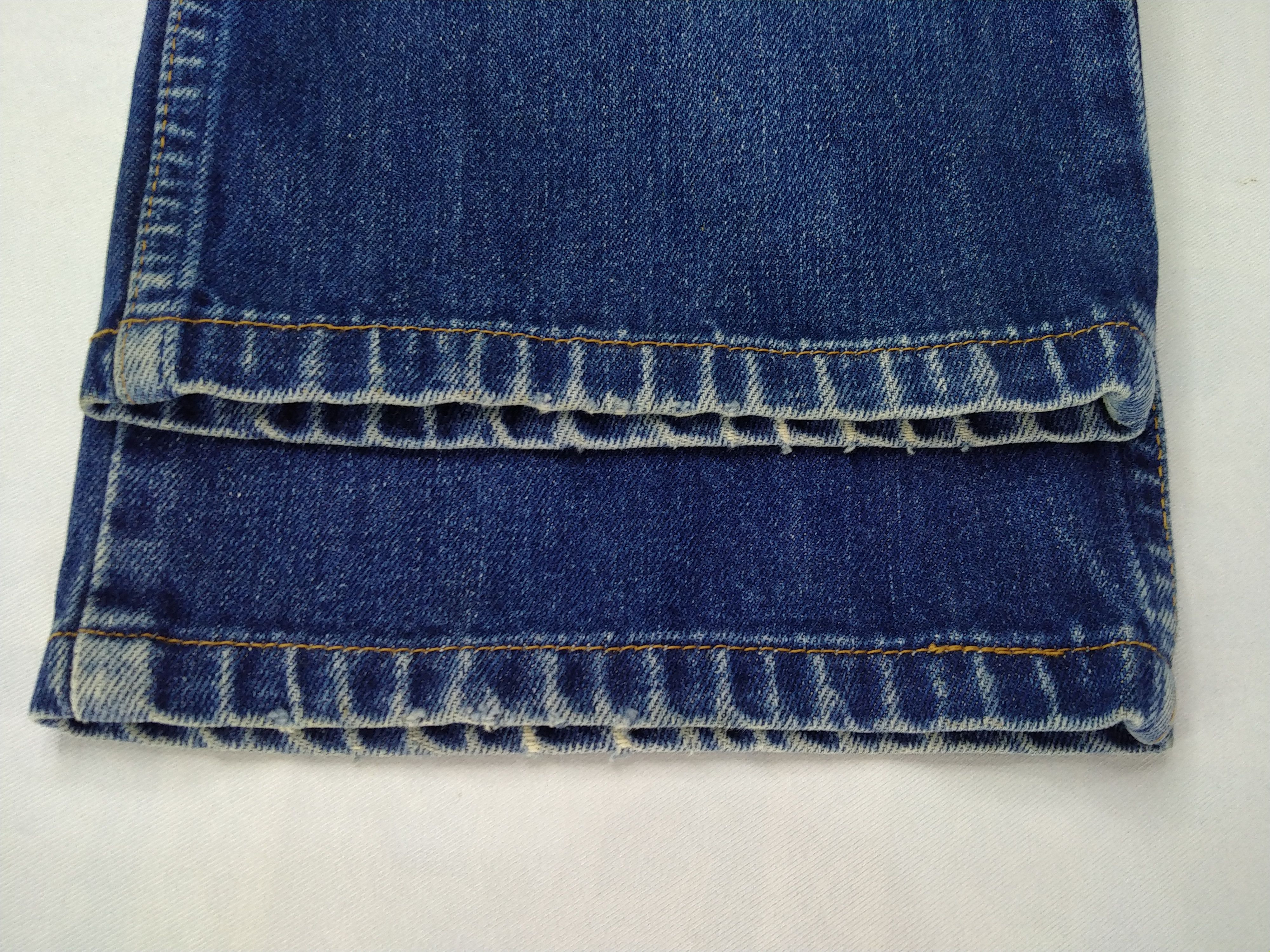 Levi's Dark Blue Vintage Levi's 515 Denim 27 x 26.5 -JN575 Size US 27 - 13 Thumbnail