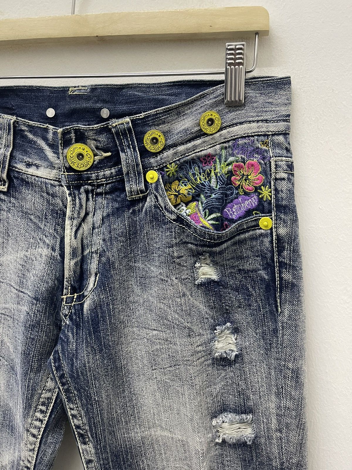 If Six Was Nine Rare Vintage Japan Embroidered Distressed Lgb Hysteric Style Size 30" / US 8 / IT 44 - 9 Thumbnail