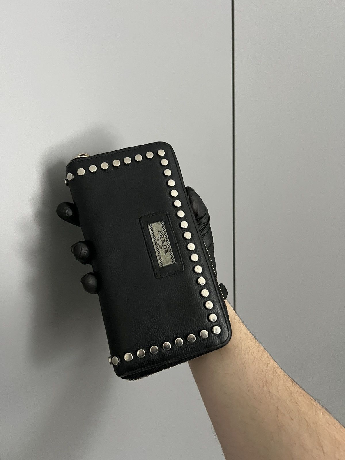 Prada Prada Black Crystal Embellished Leather Zip Around Wallet Size ONE SIZE - 8 Thumbnail