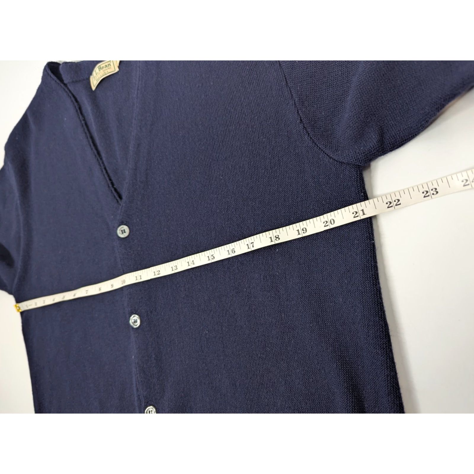 Vintage VINTAGE L.L. Bean Cardigan Navy Knit Sweater Button Mens Medium Tall USA Acrylic Shirt Size US M / EU 48-50 / 2 - 7 Thumbnail