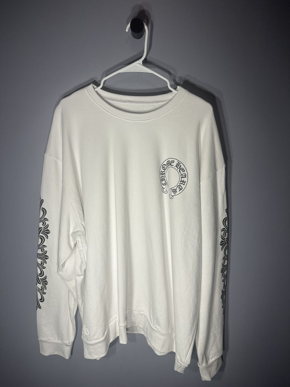 Chrome hearts black neck logo crewneck