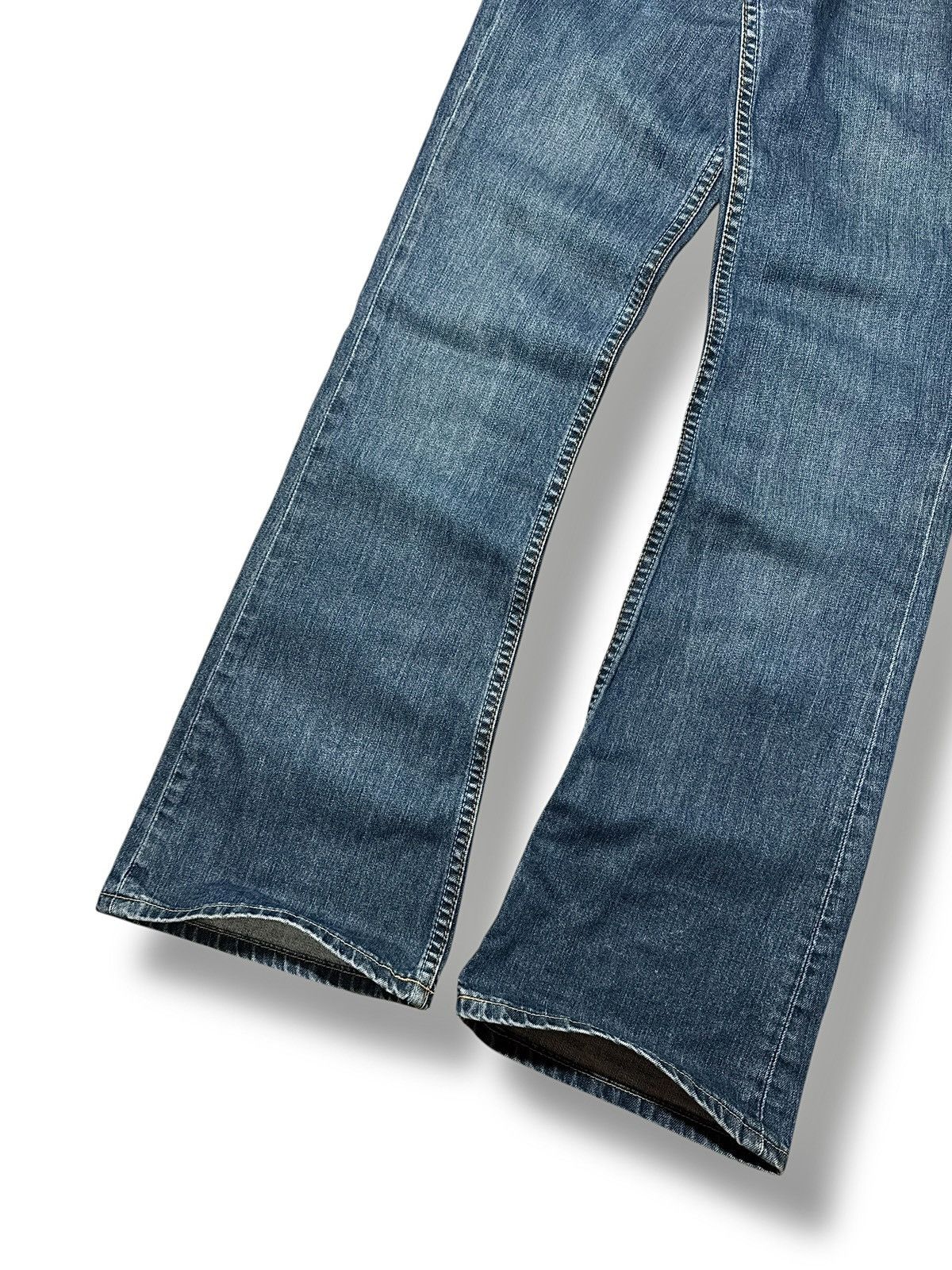 Levi's Vintage Levi's Bootcut Jeans Flared Avantgarde Y2K Japan Size 25" / US 0 / IT 36 - 5 Thumbnail