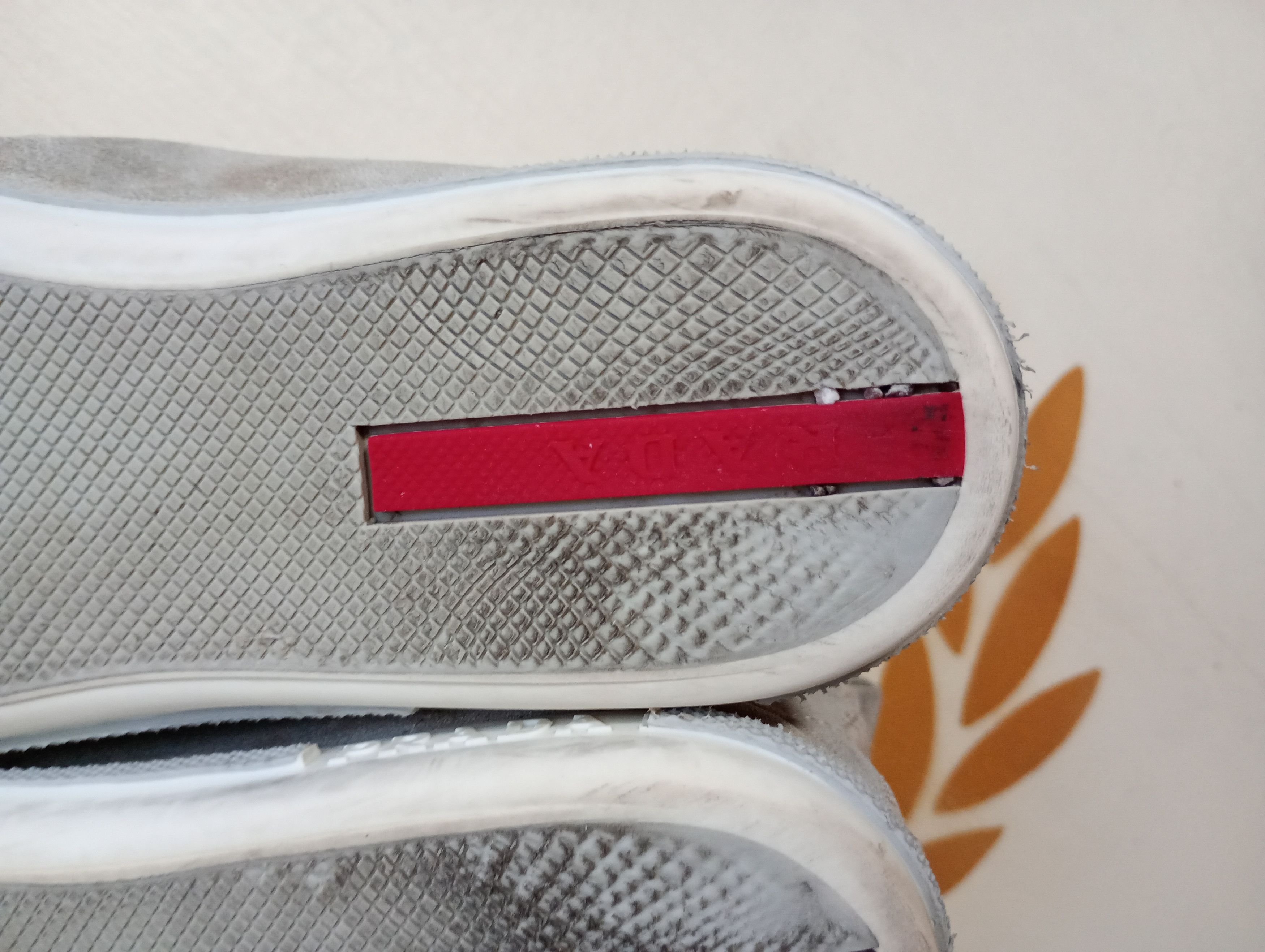Prada Prada Suede Trainers size 37 Size US 7 / IT 37 - 21 Thumbnail