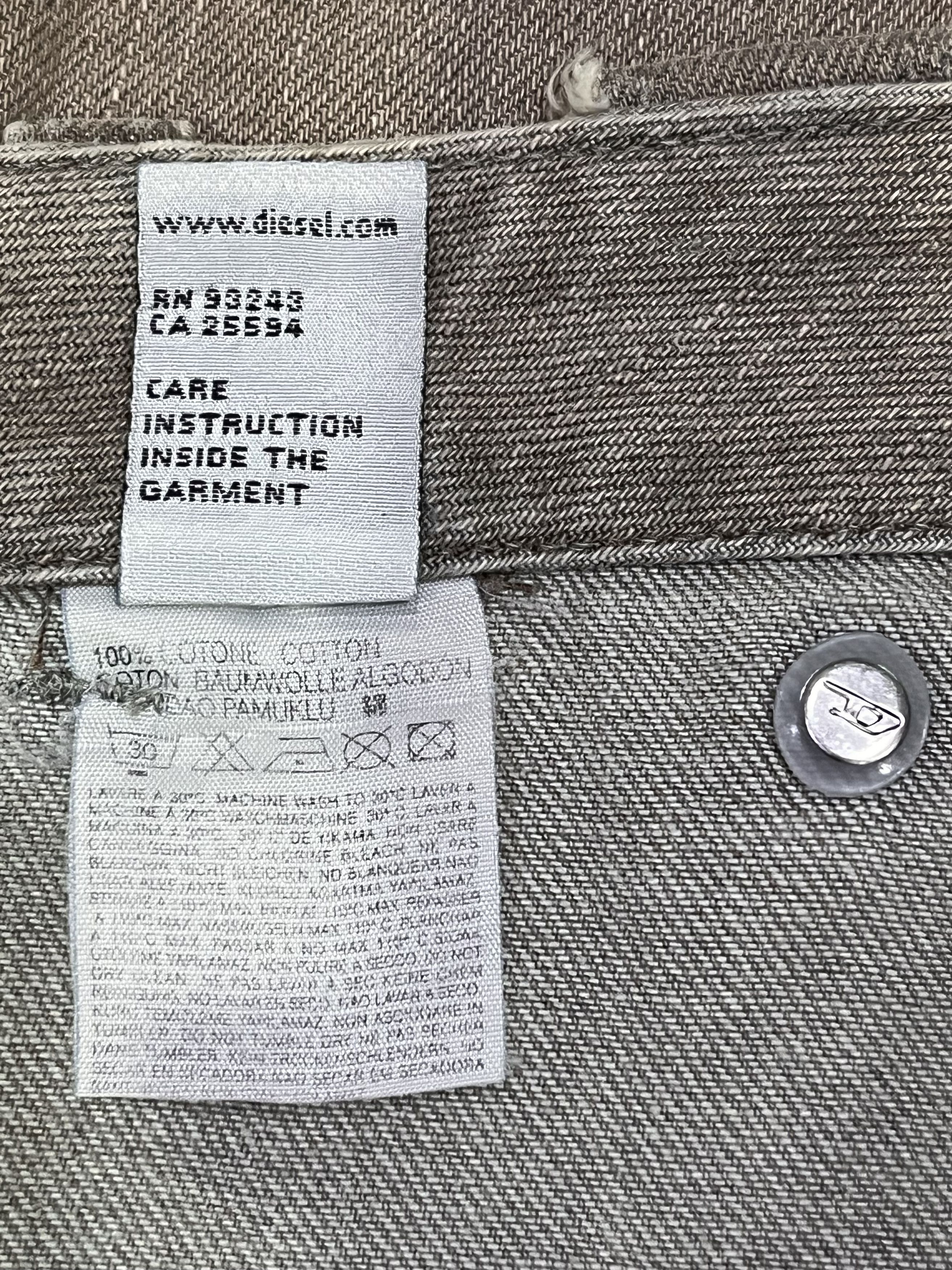 Diesel 🔥Vintage DIESEL BUSH PANTS Distressed FLARE Denim ITALY Size US 31 - 12 Thumbnail