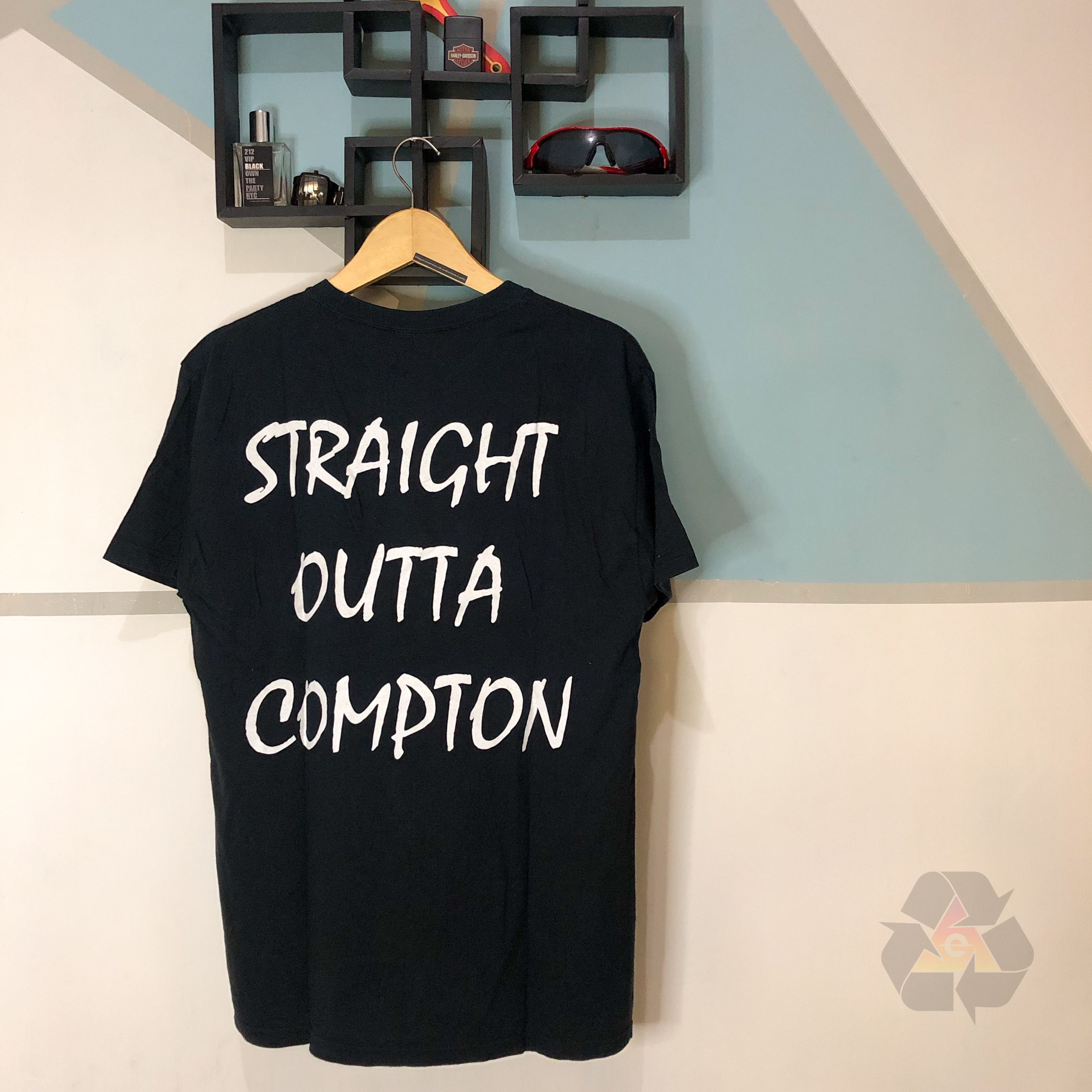 Band Tees Vintage N.W.A Straight Outta Compton 2011 T-Shirt Size US M / EU 48-50 / 2 - 10 Thumbnail