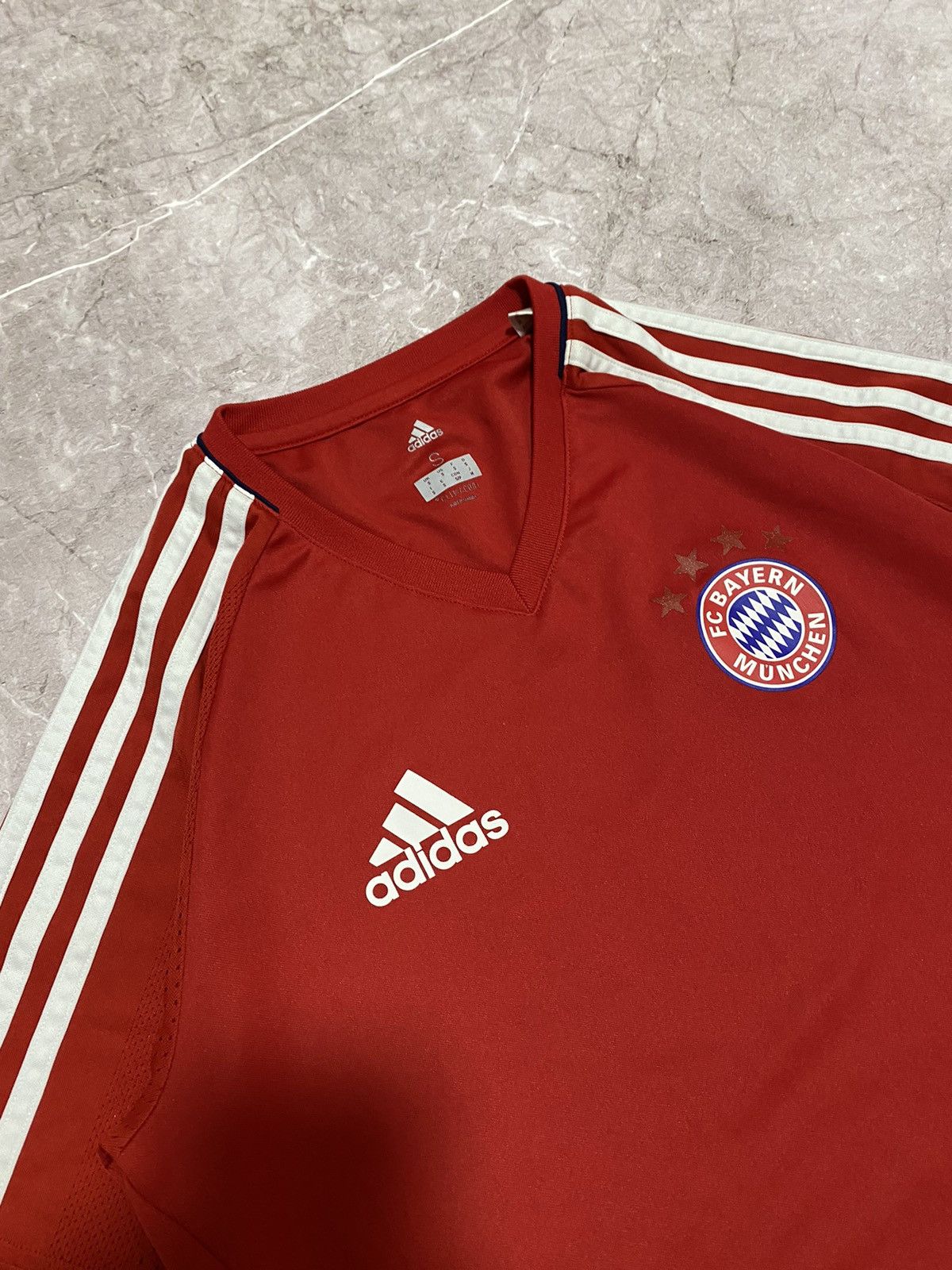 Adidas Rare Adidas Bayern Munich 2017/18 Training Soccer Jersey Y2K Size US S / EU 44-46 / 1 - 5 Thumbnail