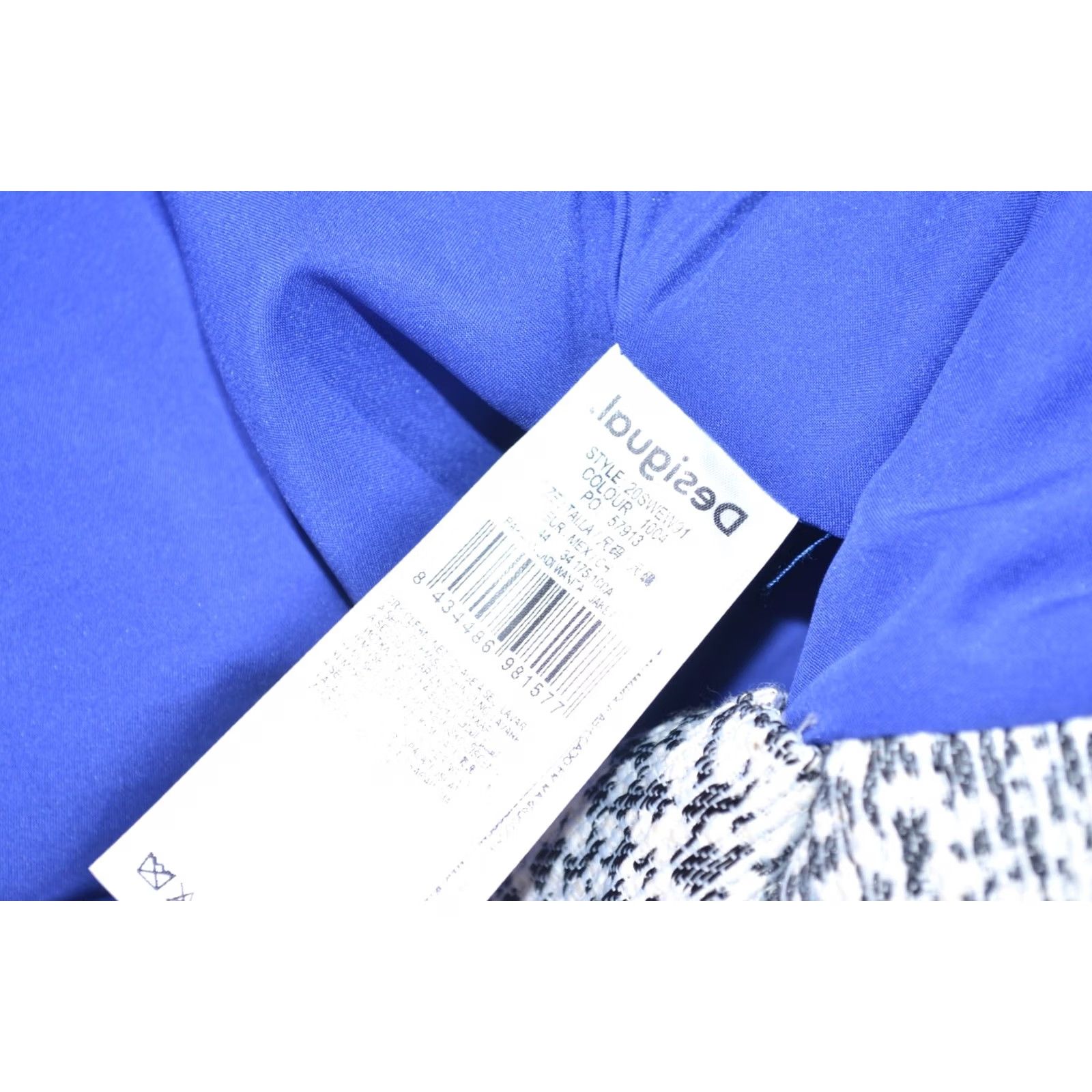 Desigual Desigual Women's Mid Lenght Coat White/Black Lined Size 44 Coat Womens Regular Long Sleeve Button Pockets but no Pockets Size M / US 6-8 / IT 42-44 - 8 Thumbnail
