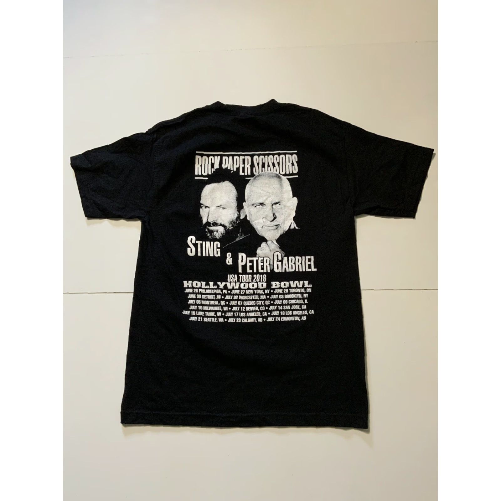 Vintage Sting & Peter Gabriel Rock Paper Scissors Hollywood Bowl World Tour 2016 T-Shirt Size US M / EU 48-50 / 2 - 2 Thumbnail