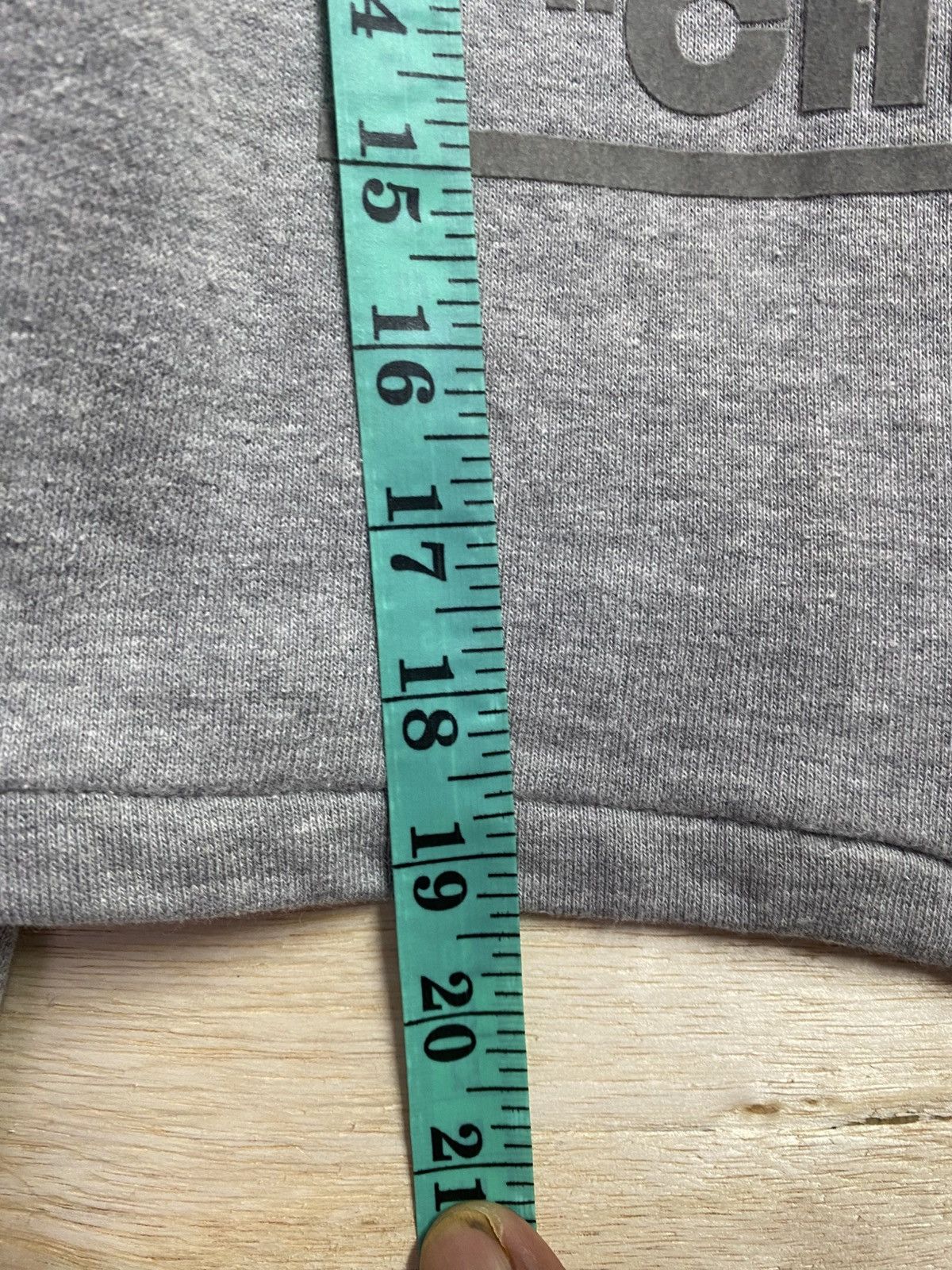 Bape A Bathing Ape (BAPE) full-zip hoodie featuring the "BAPE" Size US M / EU 48-50 / 2 - 22 Thumbnail