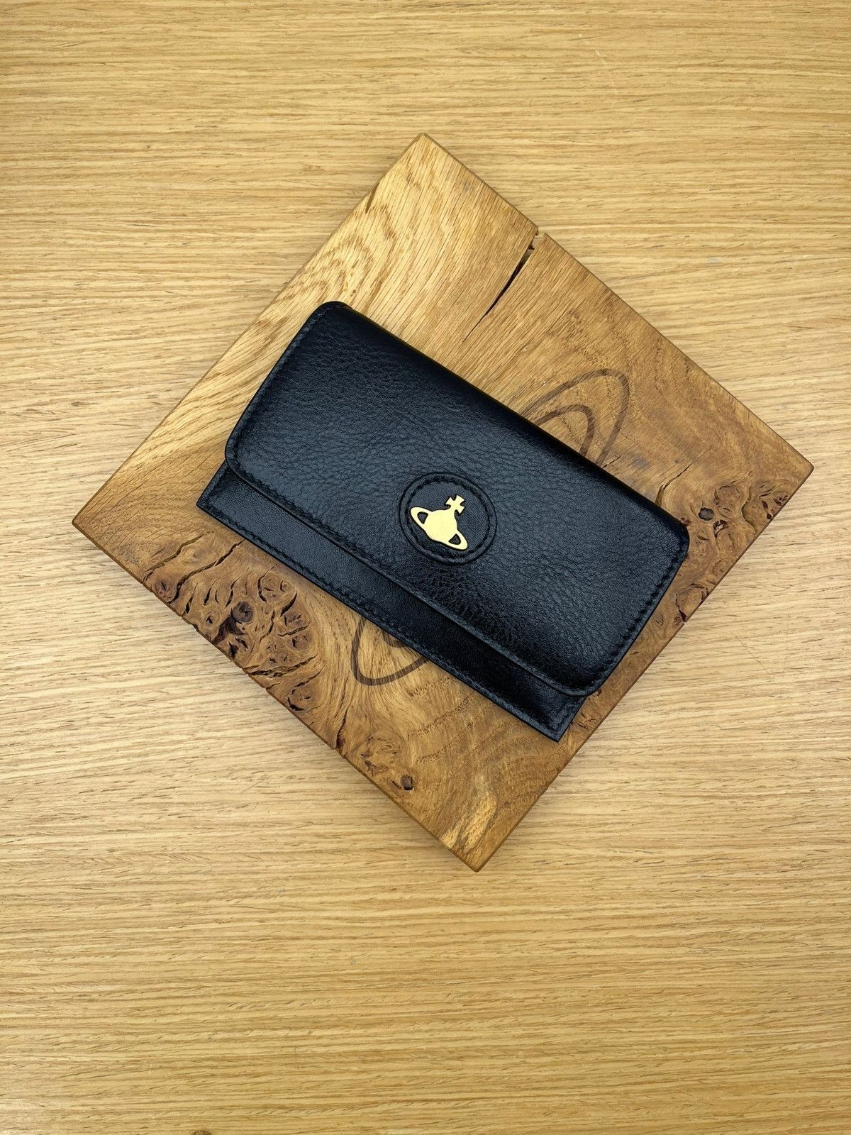 Vivienne Westwood o1f1d3z0825 Size: OS / Leather Long Card Holder in Black Size ONE SIZE - 1 Thumbnail