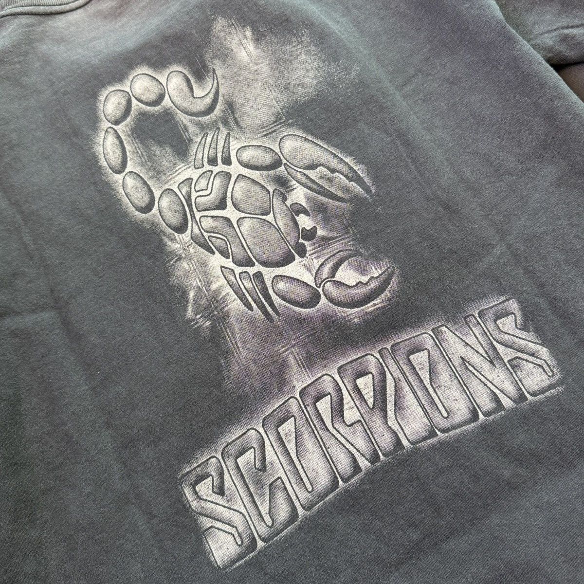 Vintage Scorpions vintage tee Size US L / EU 52-54 / 3 - 3 Thumbnail