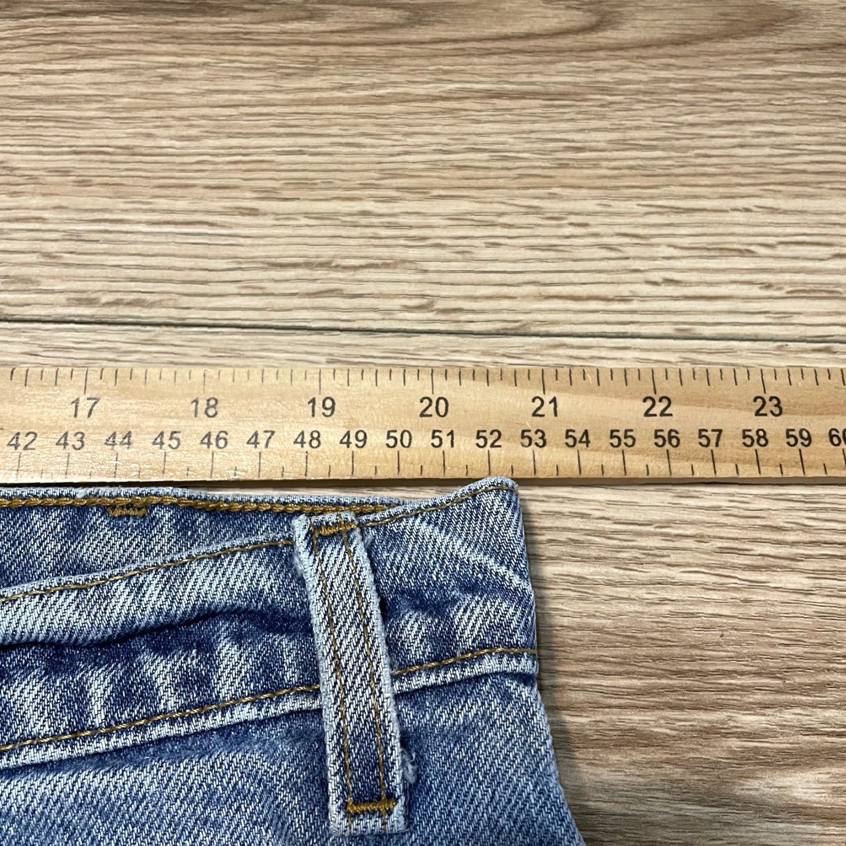 Levi's VINTAGE Levi's 540 Bermuda Shorts Men’s Size 42 Blue Relaxed Fit Size US 42 / EU 58 - 5 Thumbnail