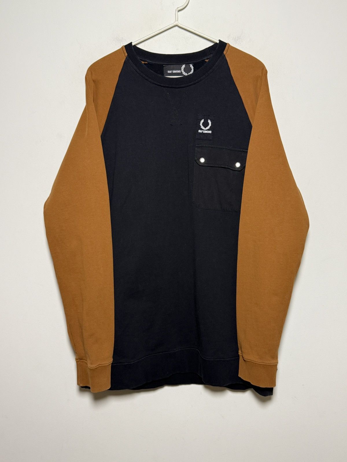 Raf Simons Raf Simons x Fred Perry long sleeve sweatshirt in cotton Size US L / EU 52-54 / 3 - 2 Thumbnail