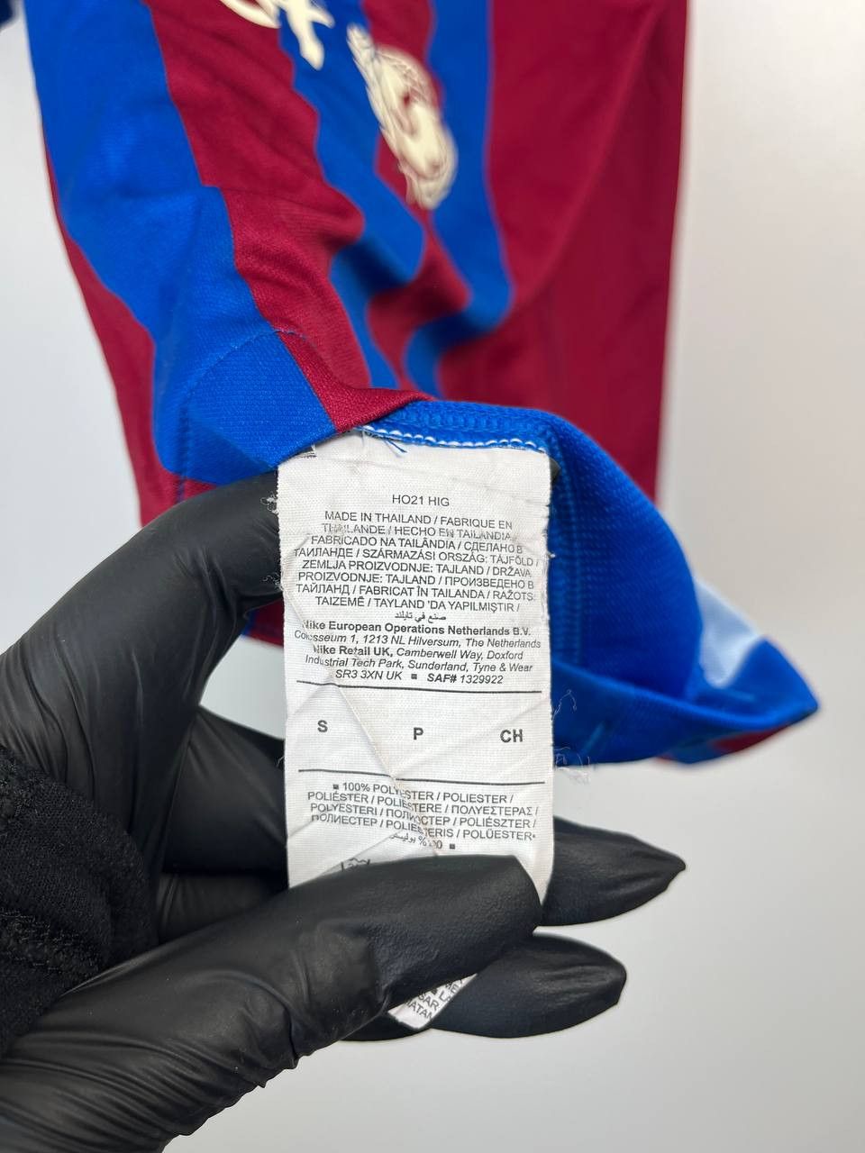 Nike Barcelona 2021 2022 Home Shirt Football Jersey Nike Mens S Size US S / EU 44-46 / 1 - 5 Thumbnail