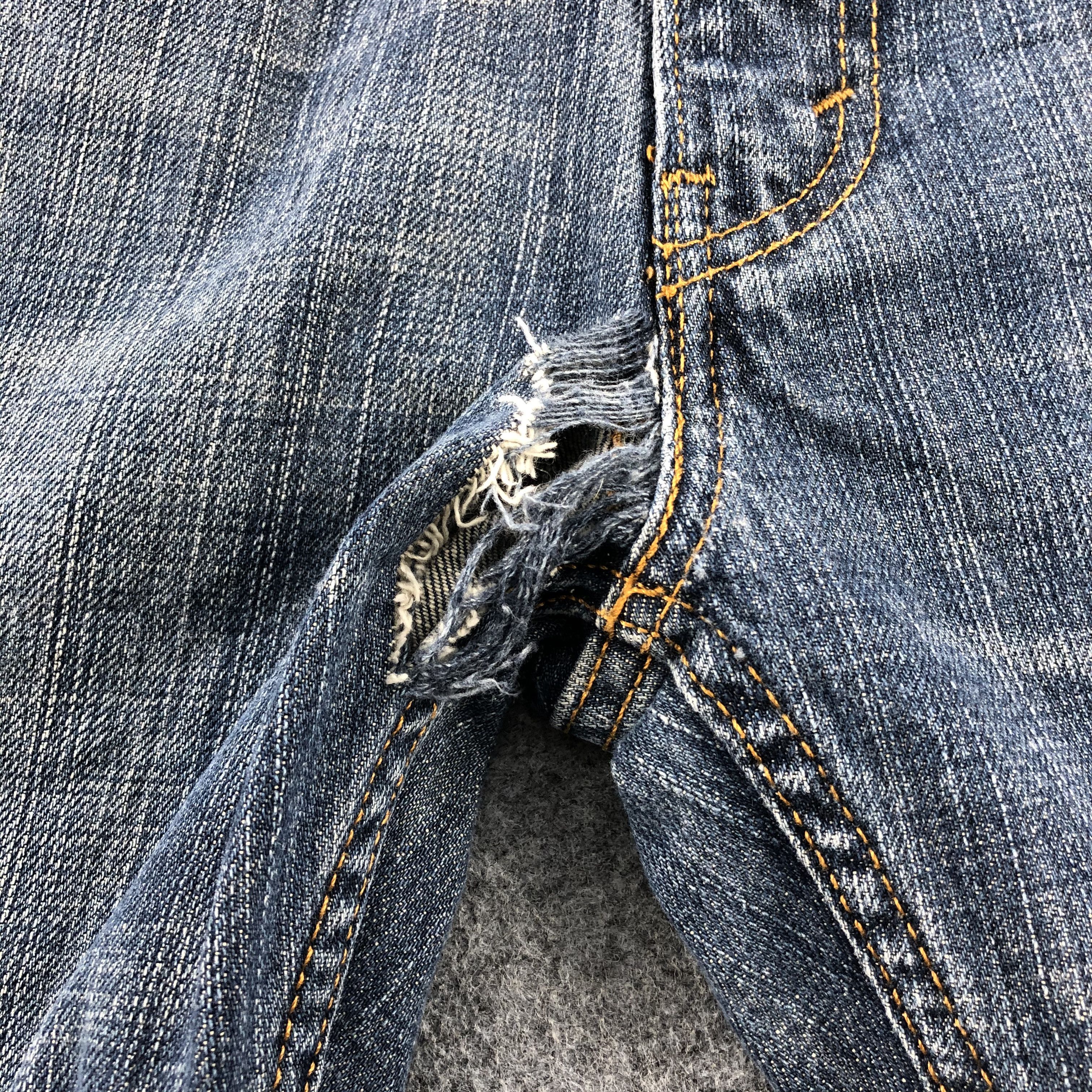 Levi's × Vintage Vintage Blue Wash Levis 559 Jeans-JM1723 Size US 40 / EU 56 - 11 Thumbnail