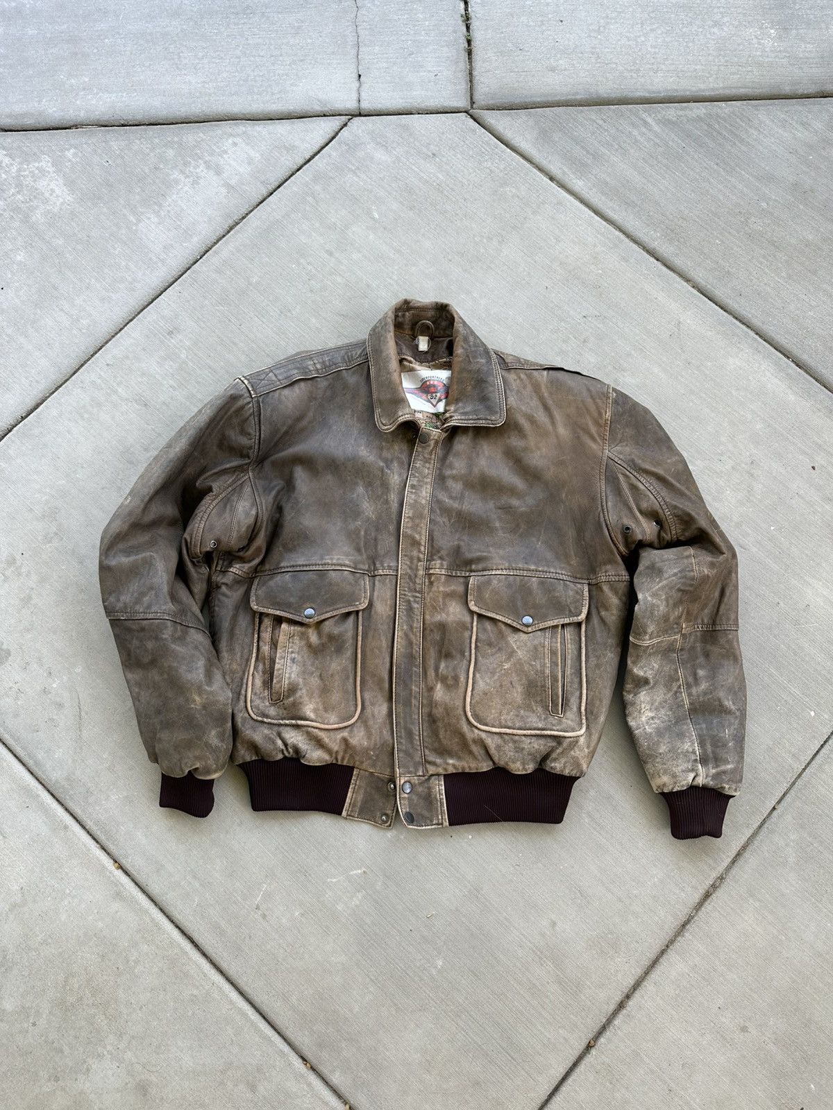 Leather SUPERFORTRESS B-2 BROWN LEATHER JACKET LARGE Size US L / EU 52-54 / 3 - 1 Thumbnail