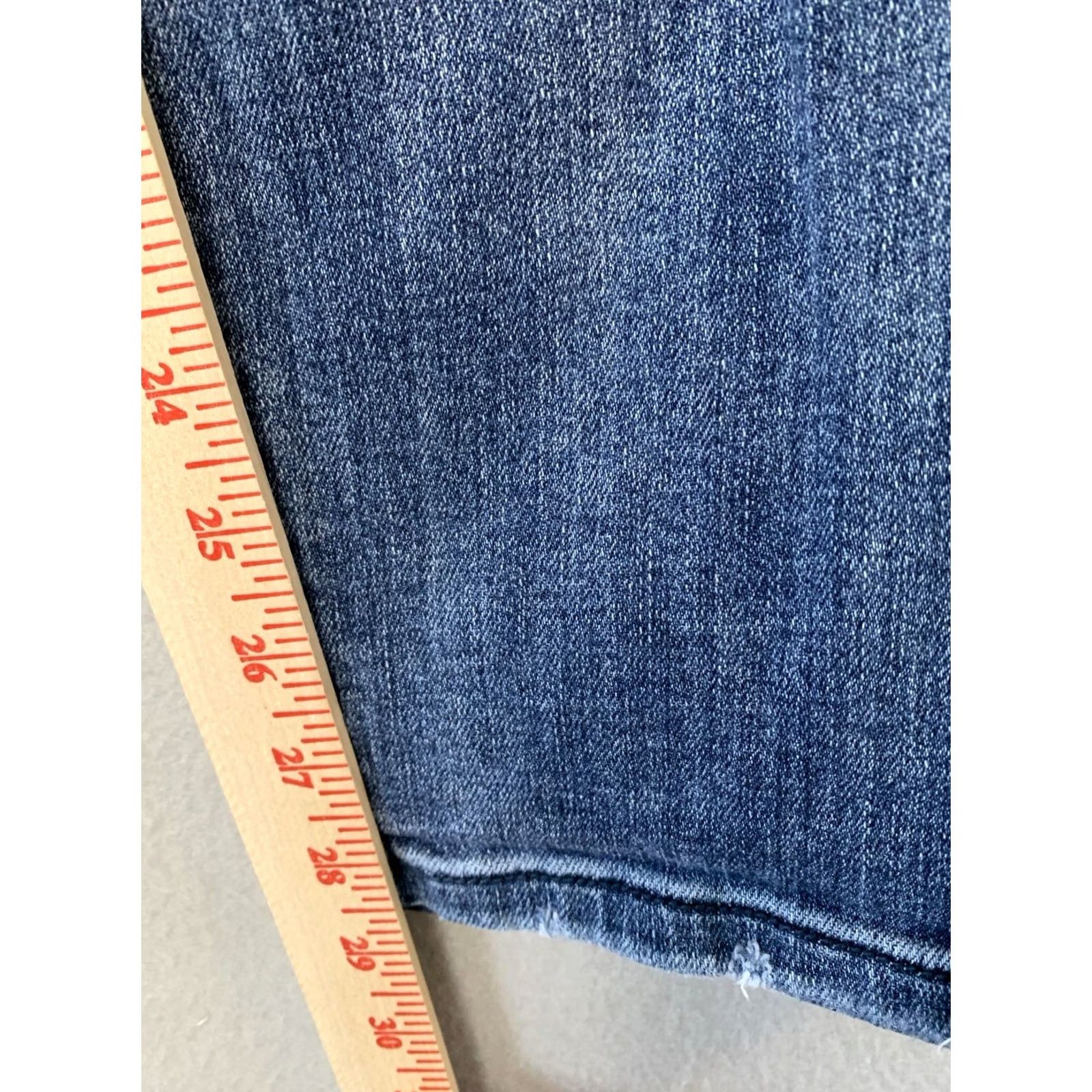 Vintage VINTAGE Judy Blue Jeans Womens Size 24W Blue Boyfriend Fit Distressed 5-Pocket High Rise Jeans Womens Rock Grunge Hipster Festival Bohemian Retro Size 42" / US 20 - 7 Thumbnail